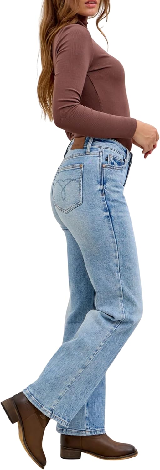 Judy Blue Mid Rise Light Wash Rigid Magic Straight, Inseam 32"