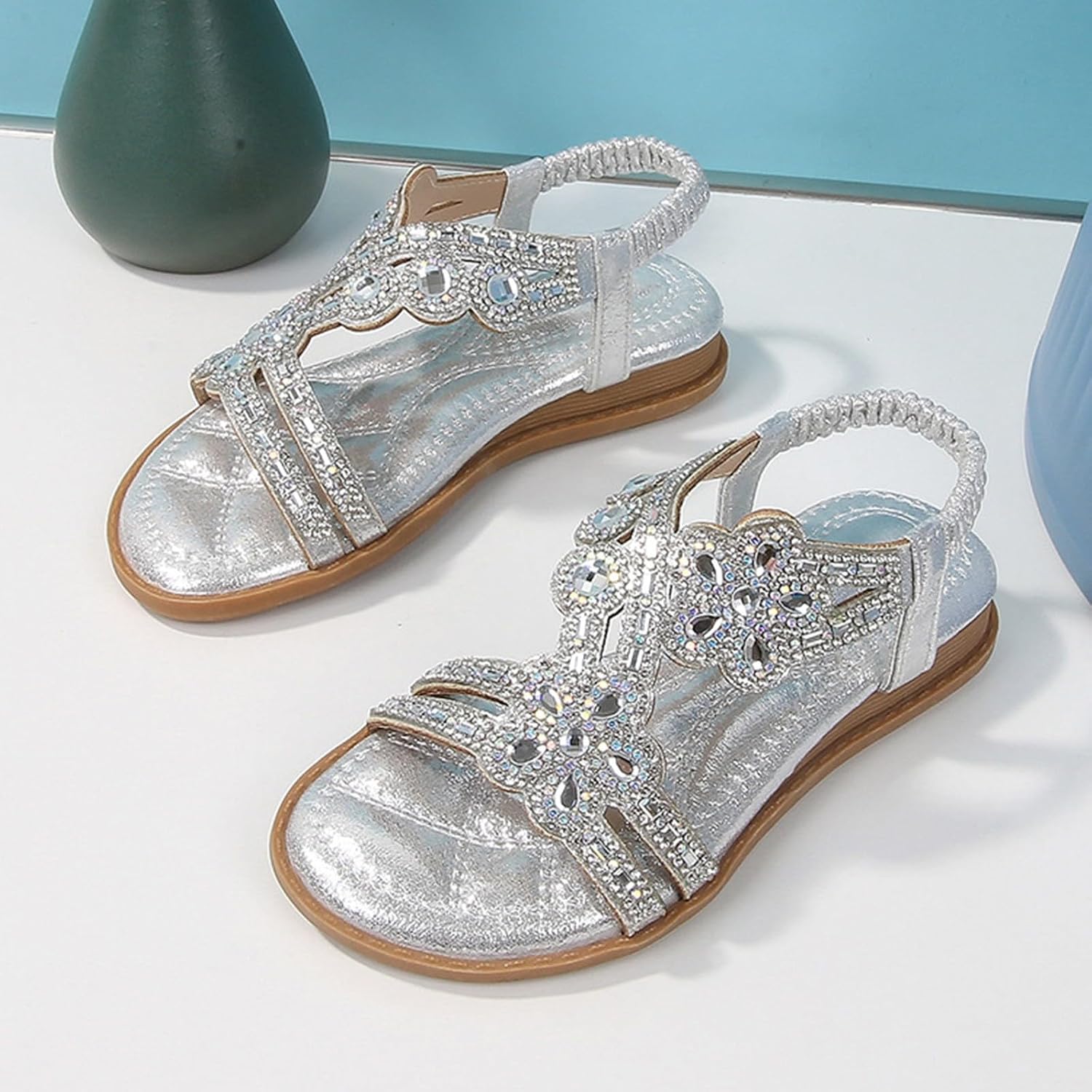 Girls Rhinestone Sequins Sandals Kids Glitter Princess Shoes Back Strap Open Toe Flat Shoes Summer Sparkly Dress Sandals Slip On Beach ch Vacation Slipper (Silver-C, 2 Big Kids)