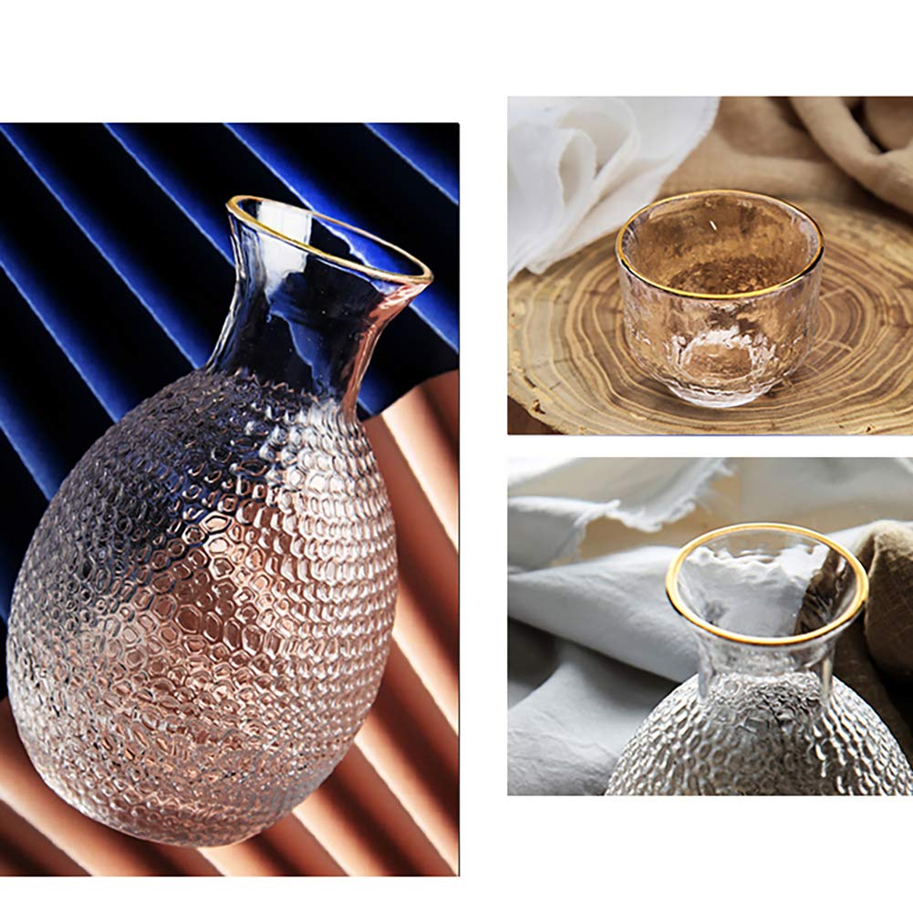 QWEASDF Set Sake, Artigianato Tradizionale in Vetro, Confezione Regalo da 5 Pezzi (Inclusa 1 Bottiglia, 4 Tazze), Motivo A Martello/Impronta Digitale Yin, Tazza con Cornice Dorata,2