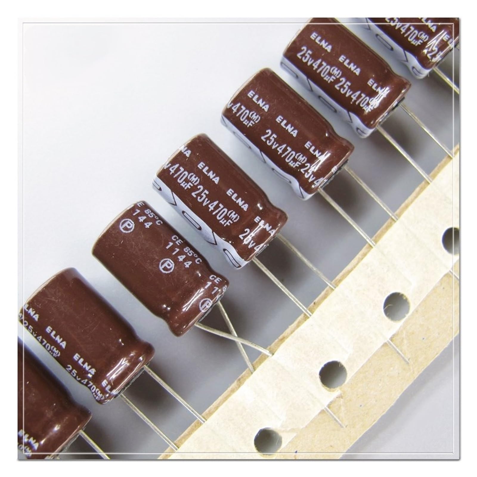 Condensateur électrolytique audio RA2 470uF 25V résout les grésillements de haut-parleur et radio