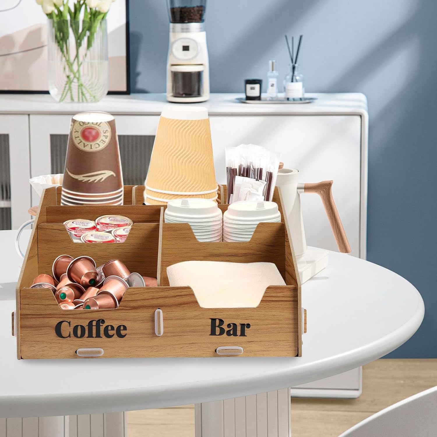 Organizer per caffè in legno con 7 scomparti e divisori rimovibili, stazione caffè e organizzatore per spezie per cucina e ufficio, porta capsule e portabicchieri in legno, accessori per bar