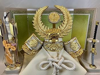 白木収納セット 三曲屏風(緑) F830 飾り台＆屏風のみ 五月人形 兜飾り Amazon | 8号 徳川家康公兜セット 白木収納セット 三曲屏風(緑) F830