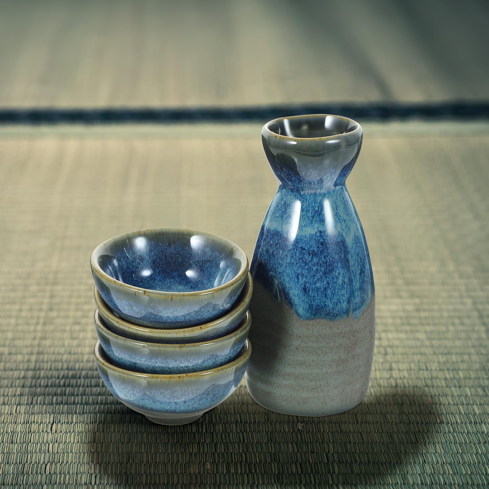 Sake Tradizionale Giapponese e Resistente e Bicchieri da 40ml Set in Bottiglia da 130ml per Familiare e Occasioni Speciali