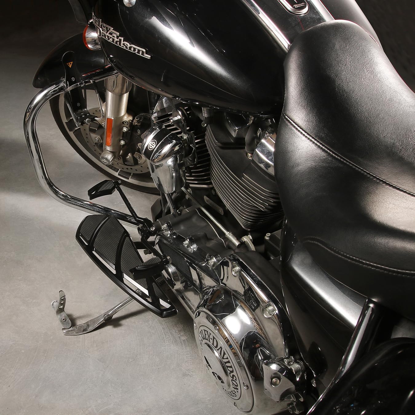 Phantom Floorboards Kit Footboards for Harley Touring Street Glide, Electra Glide, Road King, Road Glide, Softail (Black, 14-UP Touring Comb sets)