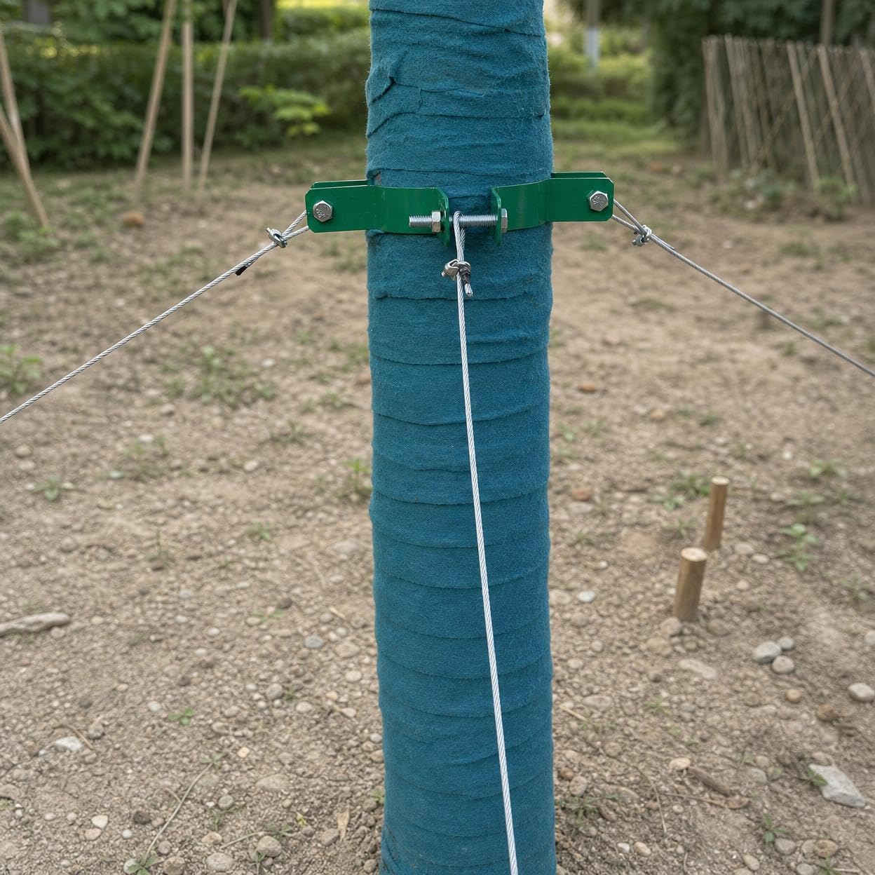 Kit Fijación para Árboles con Cuerda Metálica y Tensores - Protege Árboles Inclinados y Recién para Jardines, Color Original galvanizado, 3 Metros