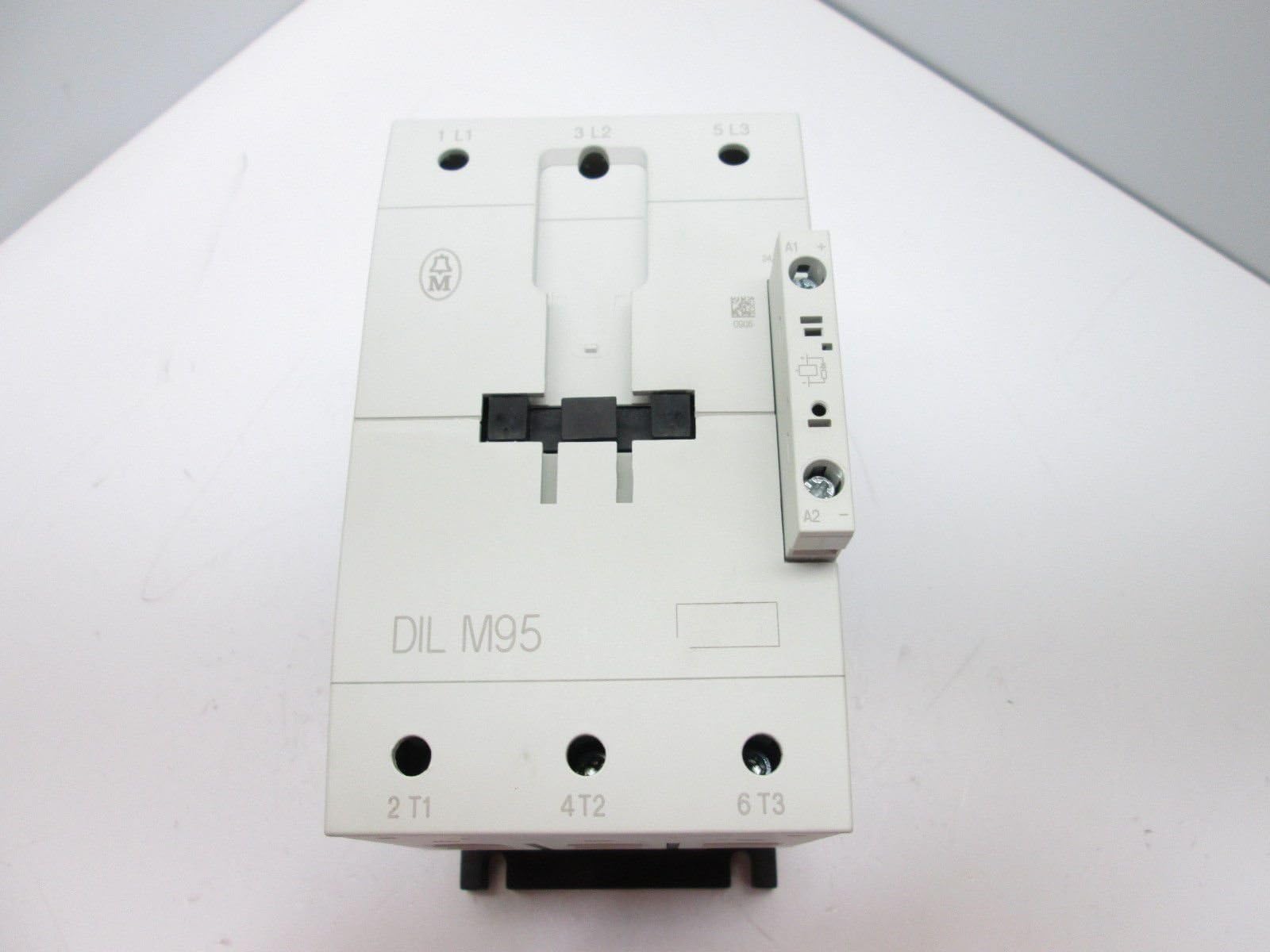 MOELLER CONTACTOR 230V/240V DILM95NEW IN BOX