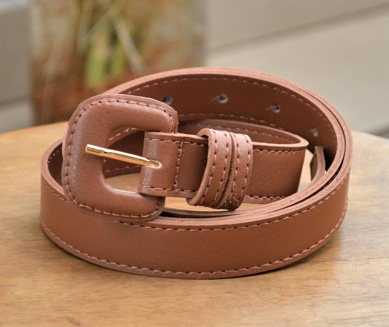 Kit 3 Cintos Feminino Clássico Atemporal Fivela Encapada em promoção! Veja a oferta e mais achadinhos de Cintos & Lenços 4 Hoje é o melhor dia para comprar Kit 3 Cintos Feminino Clássico Atemporal Fivela Encapada com aquele preço maroto! Promoção! Aproveite a oferta! 4