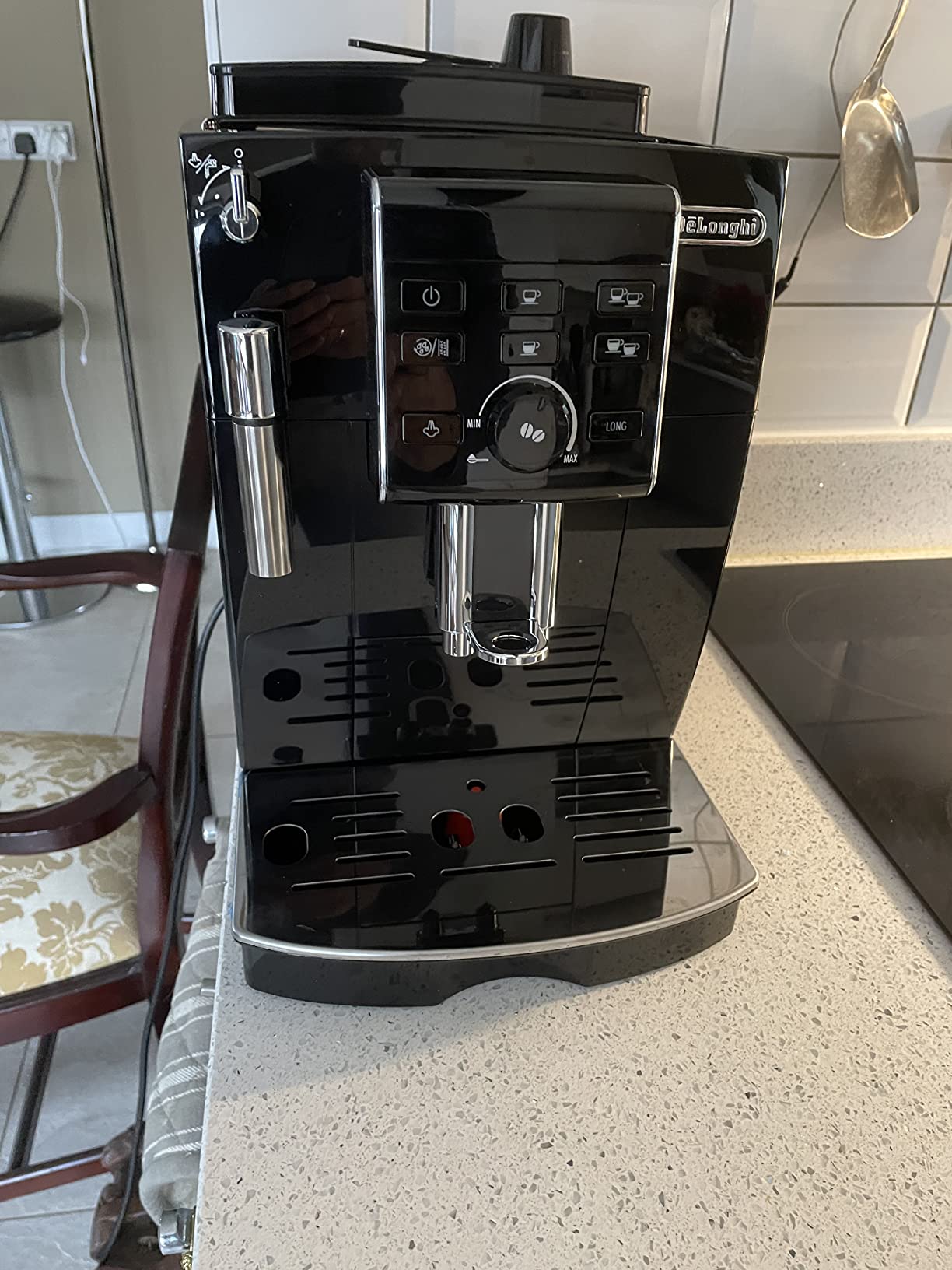 De'Longhi ECAM13.123.B Bean to Cup Cappuccino Coffee Machine Black