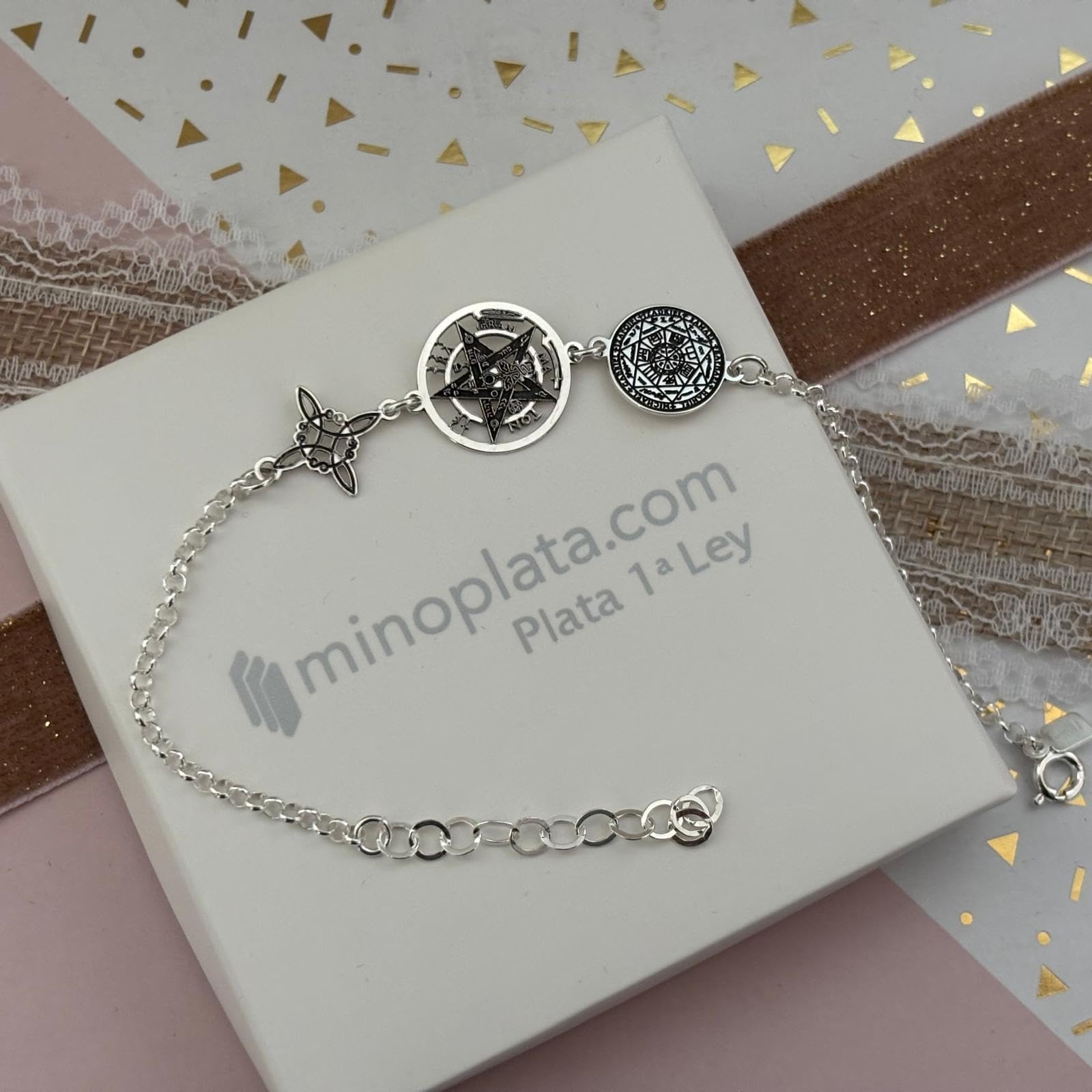 Pulsera Triple Protección en Plata de Ley 925, Amuletos Nudo de Bruja, Tetragramatón y Medalla Siete Arcángeles, 17cm con Cadena Adaptable