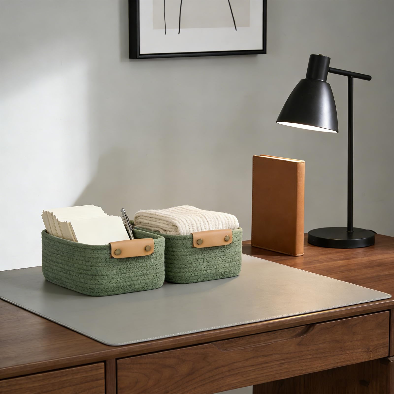 SVNR 5er-Set Aufbewahrungskörbe aus Geflecht, Verschachtelbare Aufbewahrungsboxen mit Lederoptik-Griffen, Organizer für Regal, Schrank, Badezimmer und Wohnzimmer, in Olivgrün.