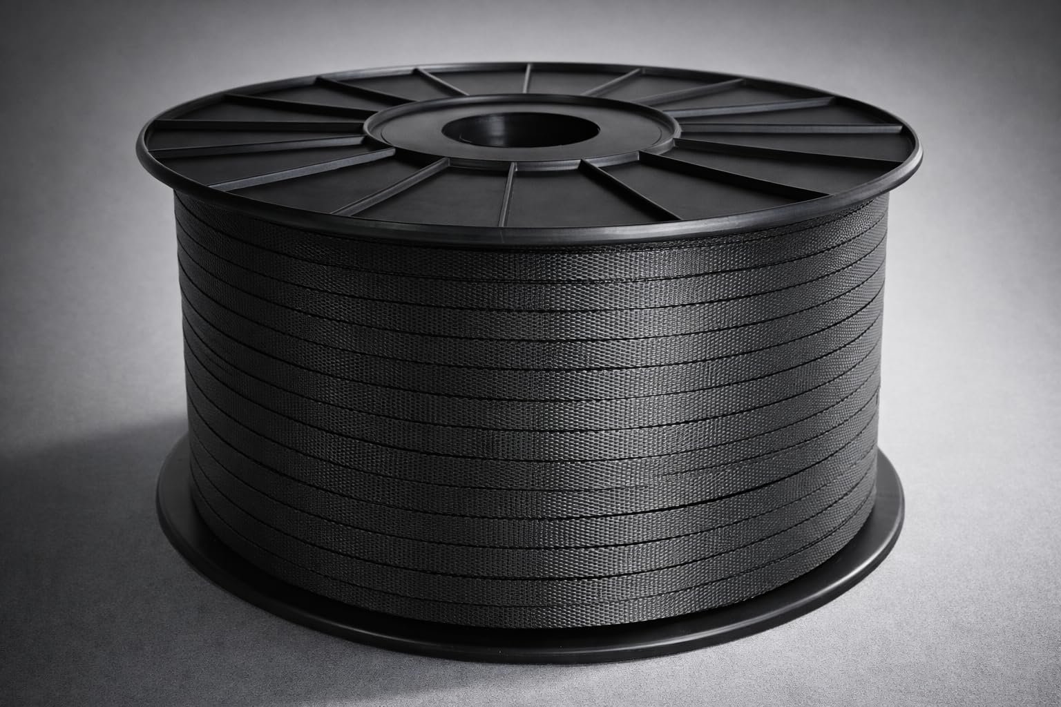 GRIFT - Feuillard Plastique Noir 12 mm x 1500 m – Bobine Cerclage Manuel en Polypropylène (PP) – 2 Joues Plastique