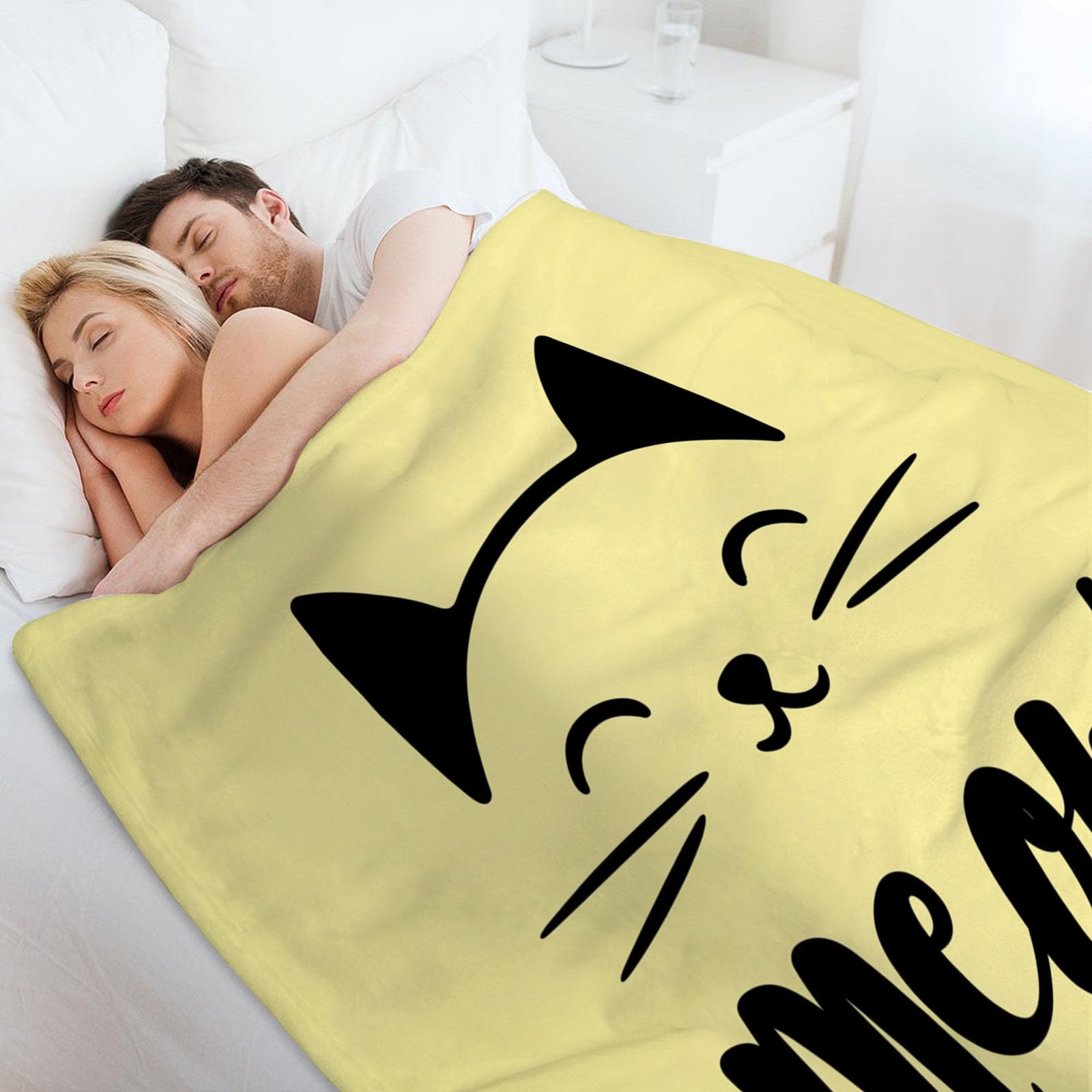 Manta Lindo Dibujo Animado, Manta con Estampado Gato Palabra Suave y cómodo, Toda La Temporada Ligera Amarillo Mantas para sofá, para Cama Sofá decoración de Habit 220x240 cm