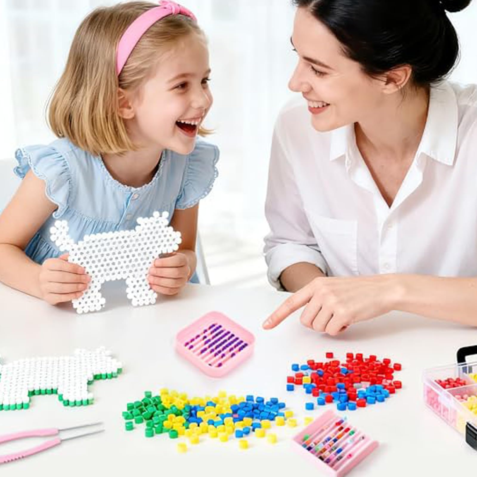 TARGONIX Kit D’Accessoires Pour Perles à Repasser Rose – Stylo Pince à Épiler Et Outils De Précision – 4 Pièces Plastique Robuste – Pour Créations DIY Enfants Et Loisirs Créatifs