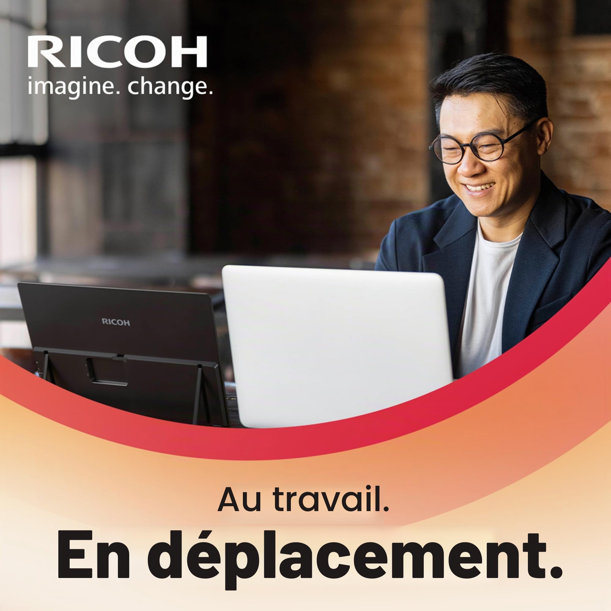 Moniteur Portable RICOH 150BW, écran Portable OLED 15,6 Pouces sans Fil, Double écran Wireless, Ultra-léger, rafraîchissement 60 Hz, Haut-parleurs intégrés x2