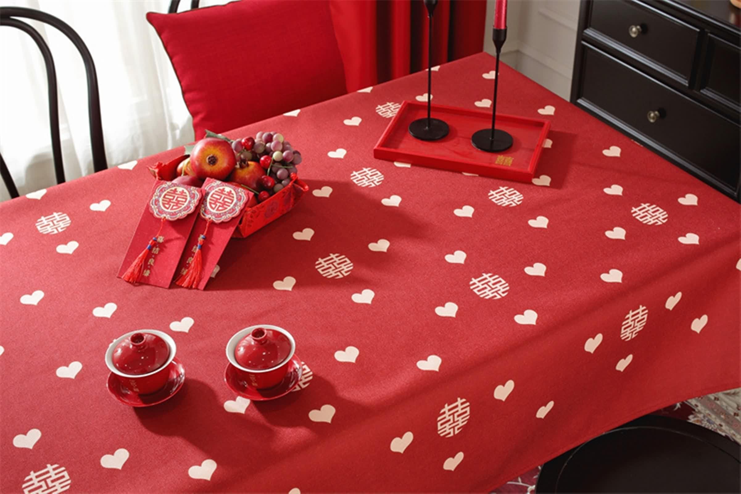 Tovaglia Rossa Moderna, Tovaglia Compleanno Elegante Poliestere Cuore Tovaglia Tavolo 135X135CM per Festa Matrimonio