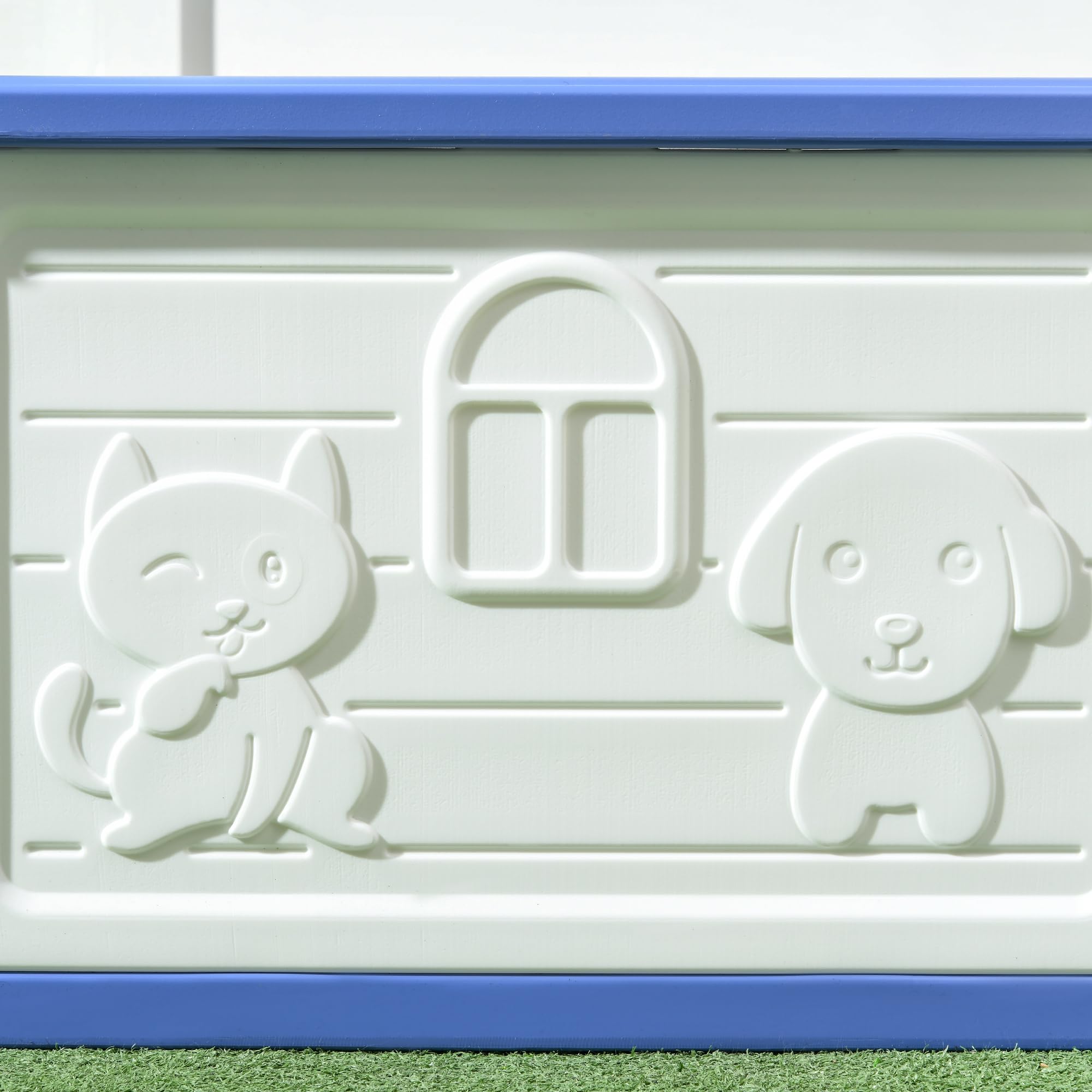 PawHut Niche pour Chien extérieure abri pour Chiots en Plastique Maison pour Chiens avec bouches d'aération résistante à l'eau dim. 60L x 42l x 40H cm Bleu et Blanc