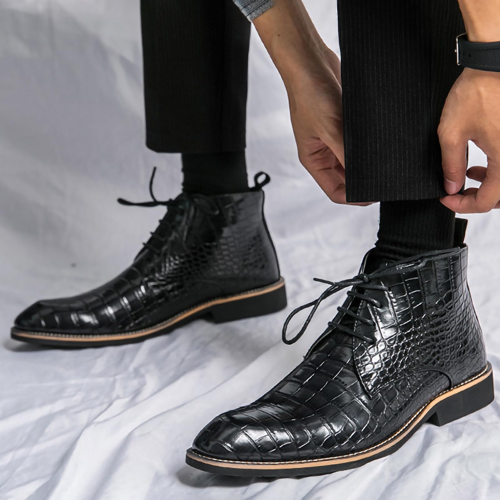 Męskie sznurowane buty Oxford ze skóry PU wzór krokodyla botki Chukka, Czarny, 41 EU