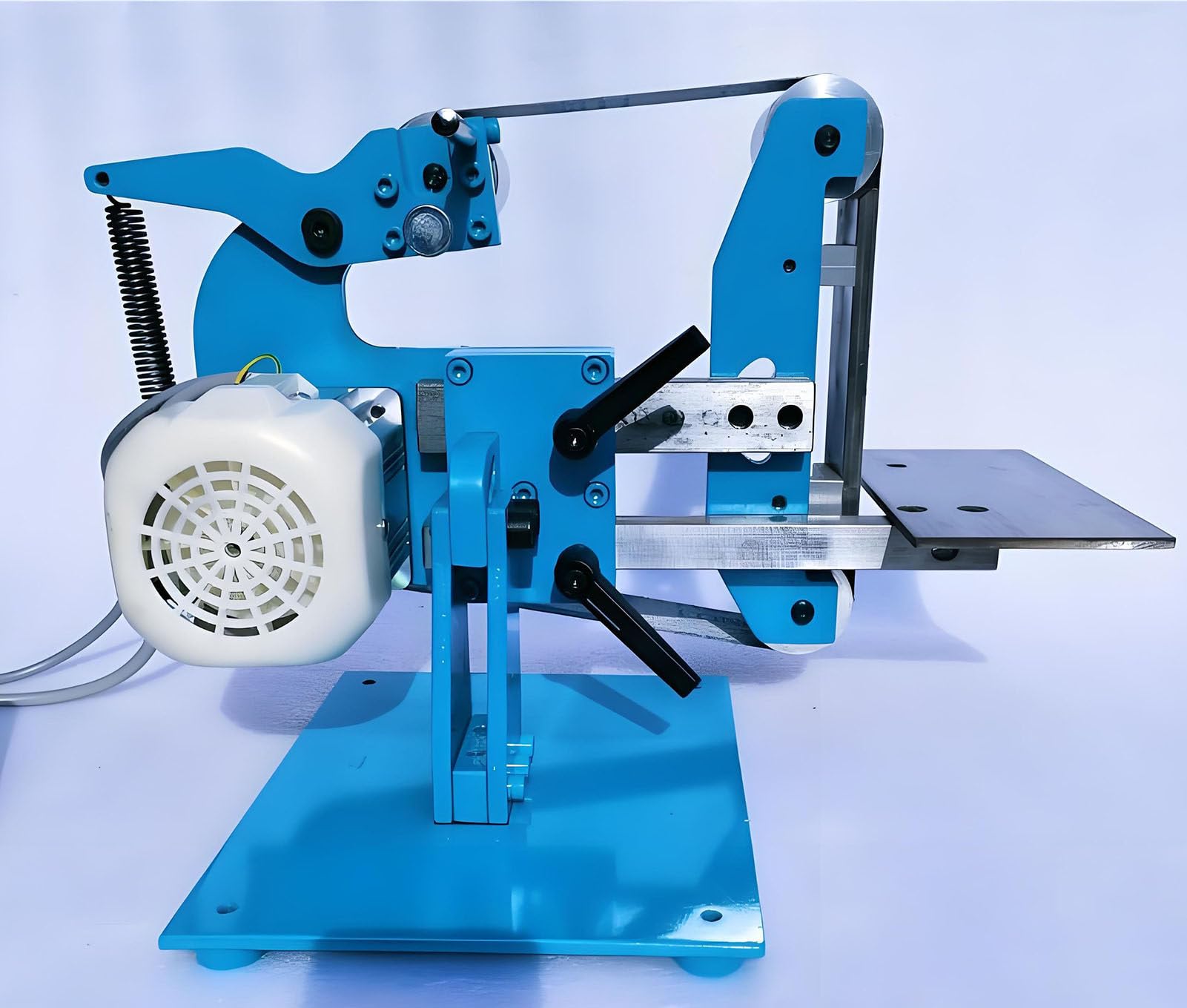 Ponceuse bi-mode avec vitesse réglable pour ponçage et polissage du bois et du métal