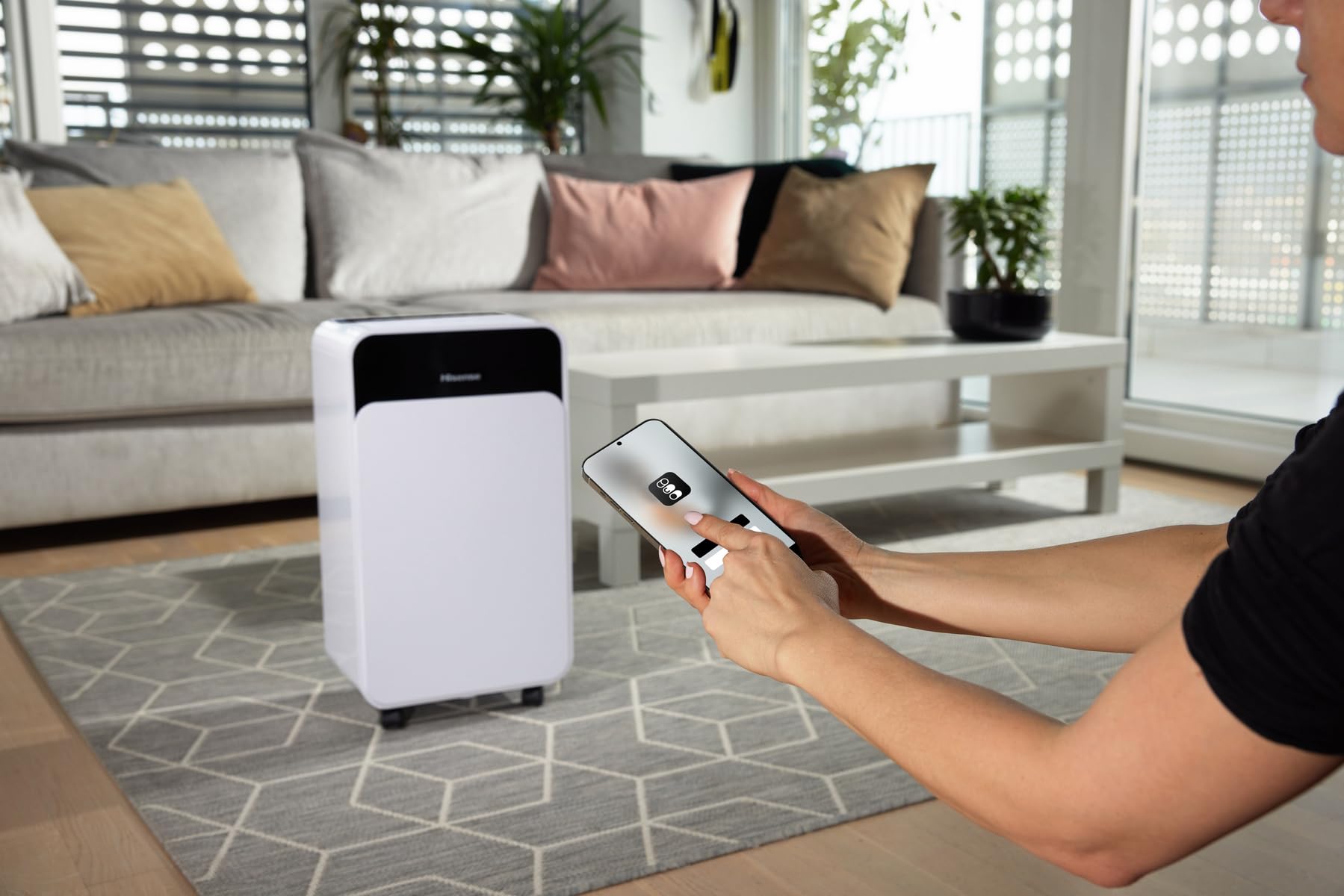 Hisense D16CW NUOVO Deumidificatore Classico A Scarico, Portatile, Bassa Rumorosità, Asciugatura, Spegnimento Automatico, Bianco, 50x28x20 cm, Capacità 16 litri