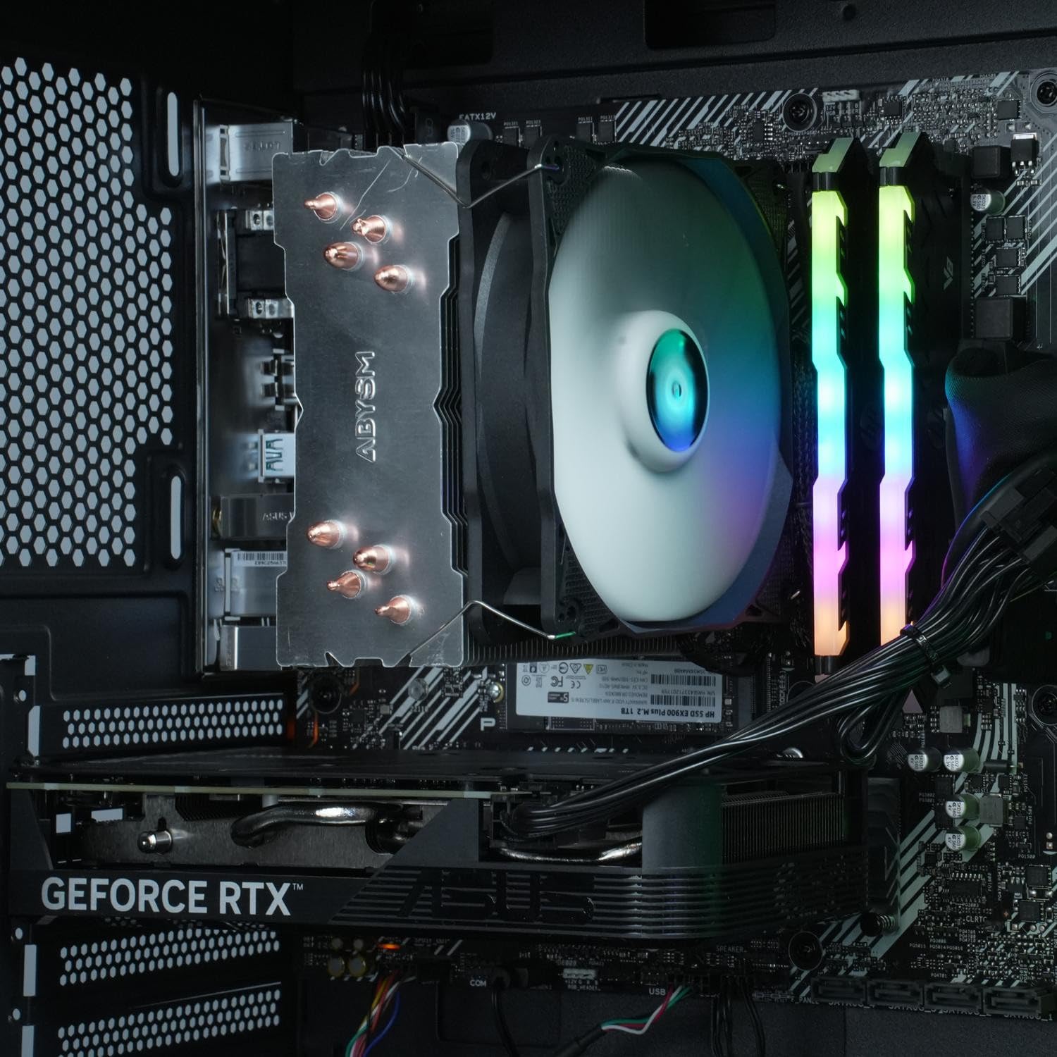 Epical-Q Ordenador sobremesa Gaming Gramonor -Q AMD Ryzen 7 5700X, 32GB, 1TB SSD NVME, RTX 5060 + Windows 11 Pro
