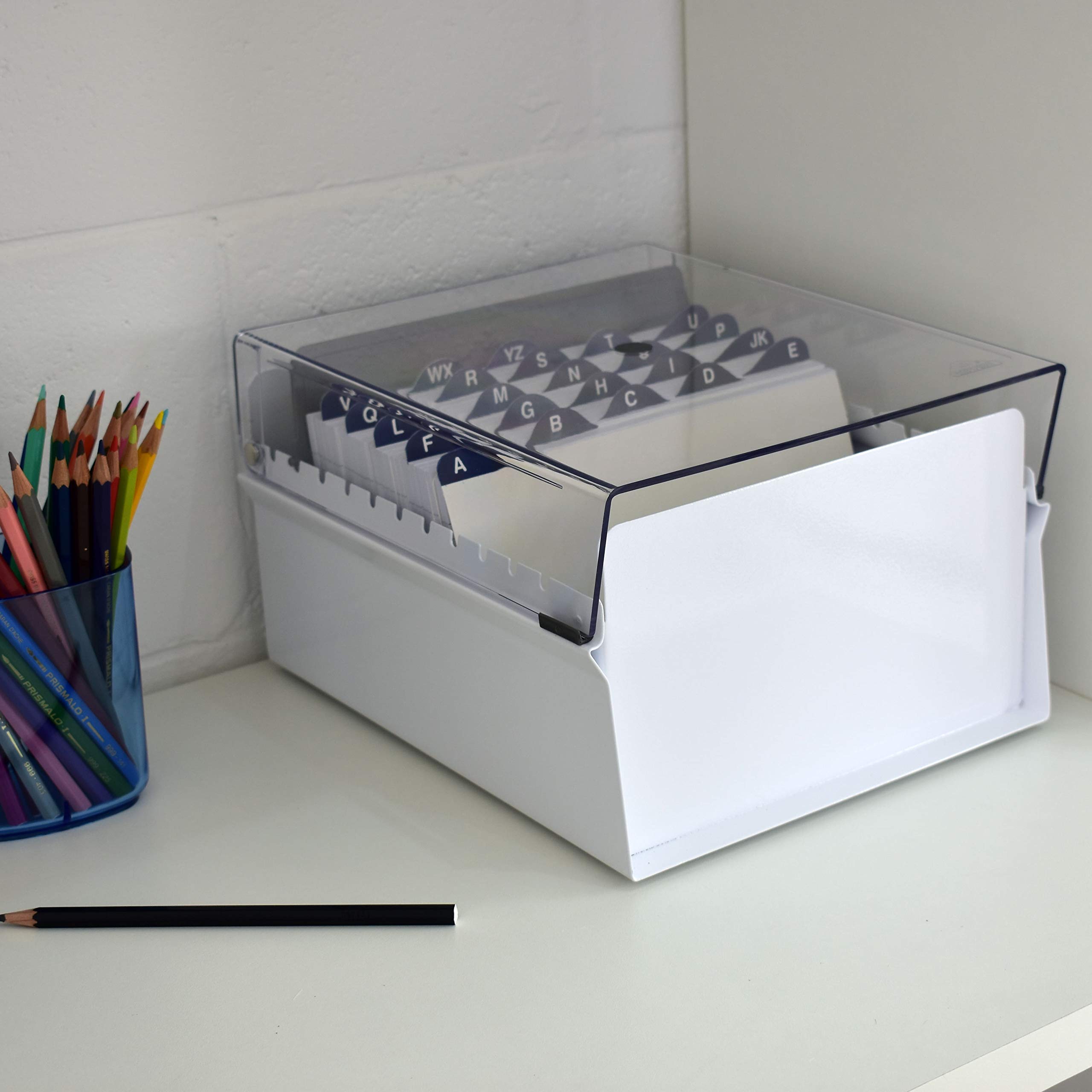 Acrimet 6" x 9" Karteikartenhalter Organizer mit Metallbasis, Robust (Inklusive AZ-Indexkarten und einem Kunststoff-Trenner) (Weiß mit klarer Kunststoffdeckelabdeckung)