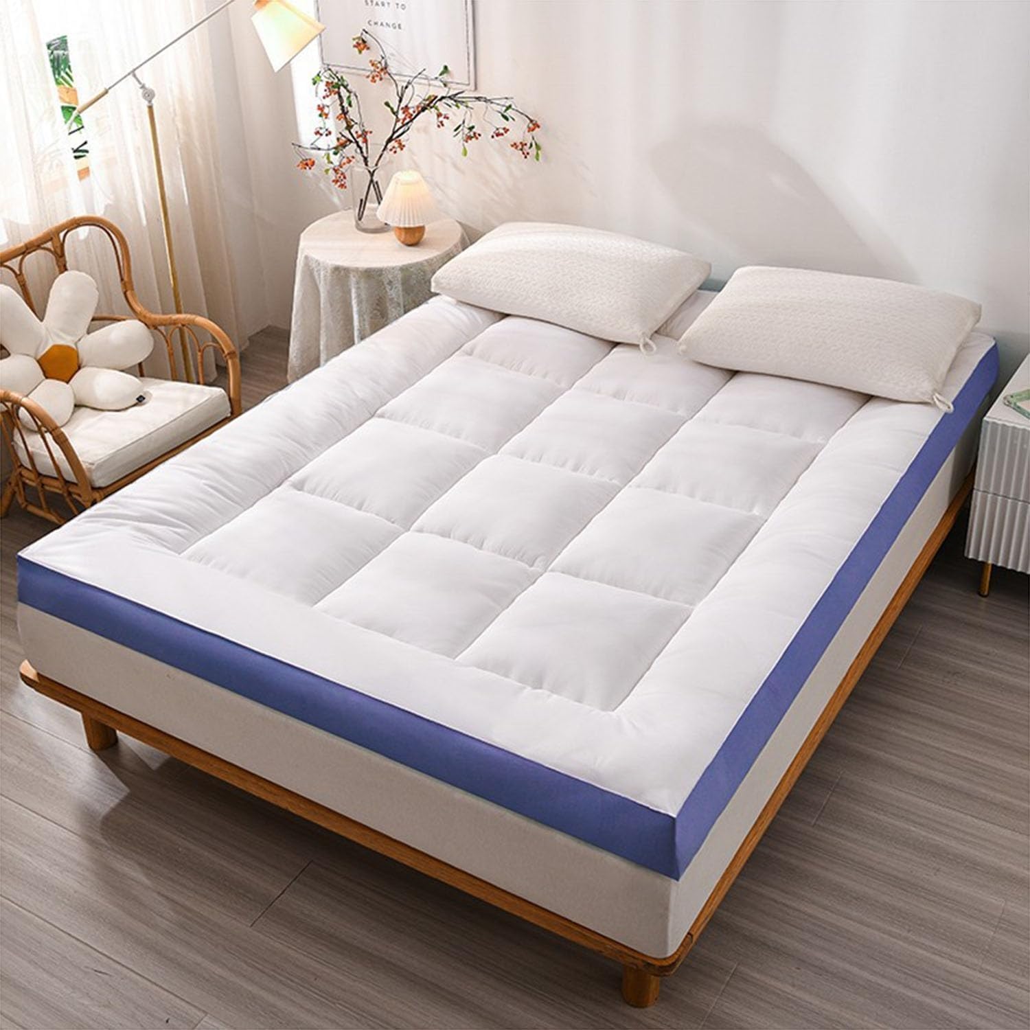 Futon Mattresses，Japanese Futon Mattress Topper 10cm Thick Double/Single Roll Up Bed Pad for Pain Relief & Comfort Soft Breathable White & Blue (180x200cm)