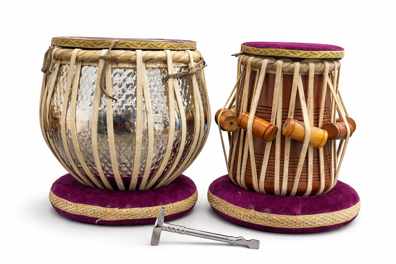 Professionelle Dayan Tabla aus schwarzem Sheesham-Holz - handgefertigt, Konzertqualität, gestimmt auf C-scharf (PDI-CHH) - satter Klang, perfekt für klassische Auftritte & Praxis