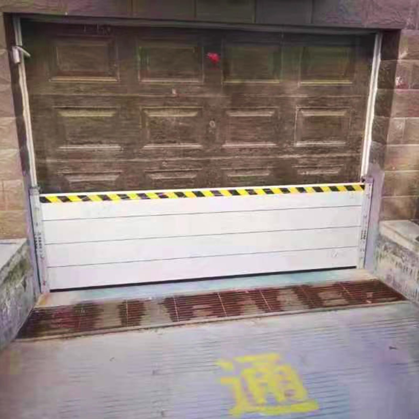 Panneau d'arrêt d'eau de garage pour stopper les inondations de maison