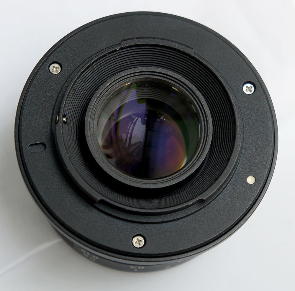 Amazon | Hengyijia 25 mm f1.8 Discover手動レンズ(ブラック) for