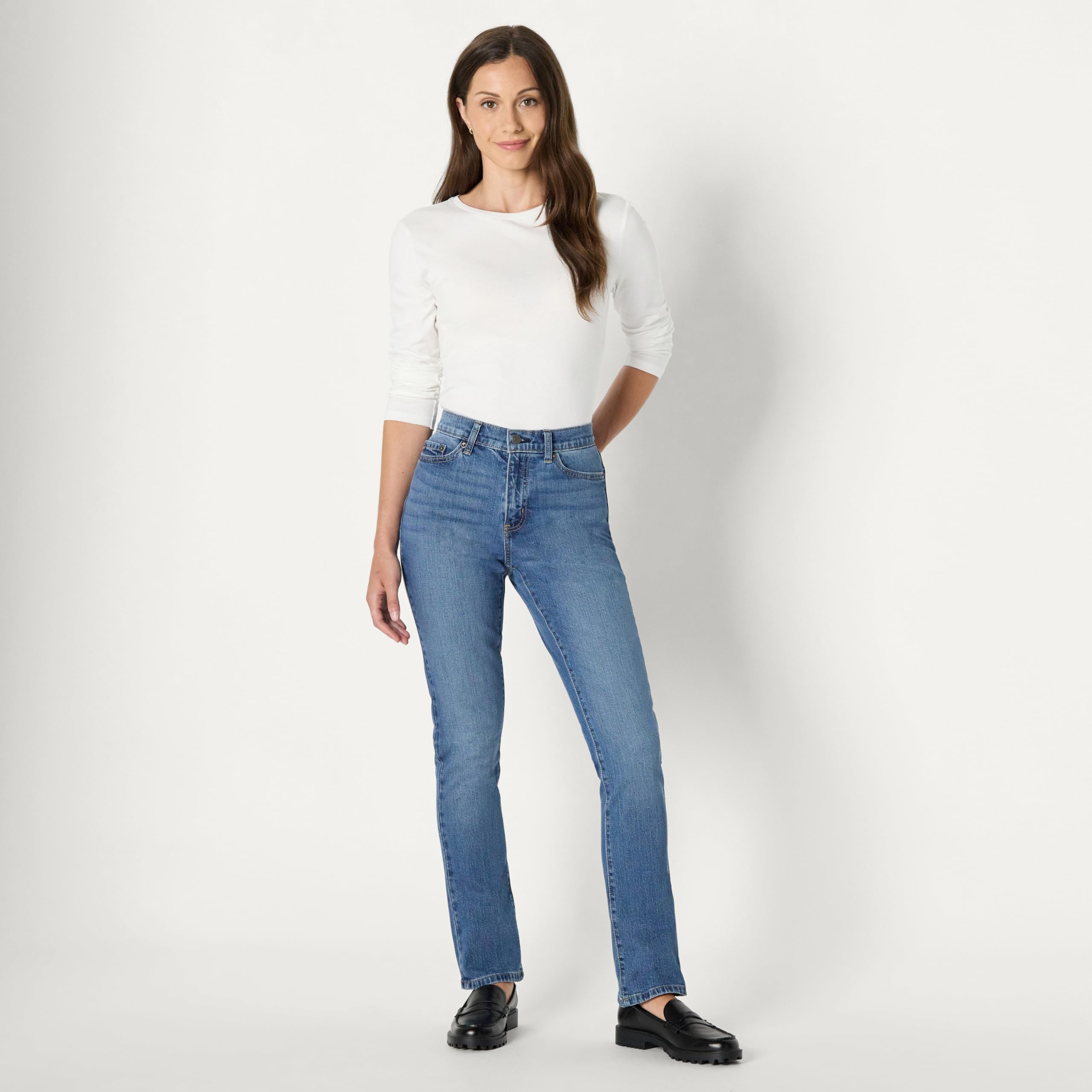 Amazon Essentials Jean Jambes Droites, Coupe Ajustée et Taille Mi-Haute, Élasticité Moyenne Femme