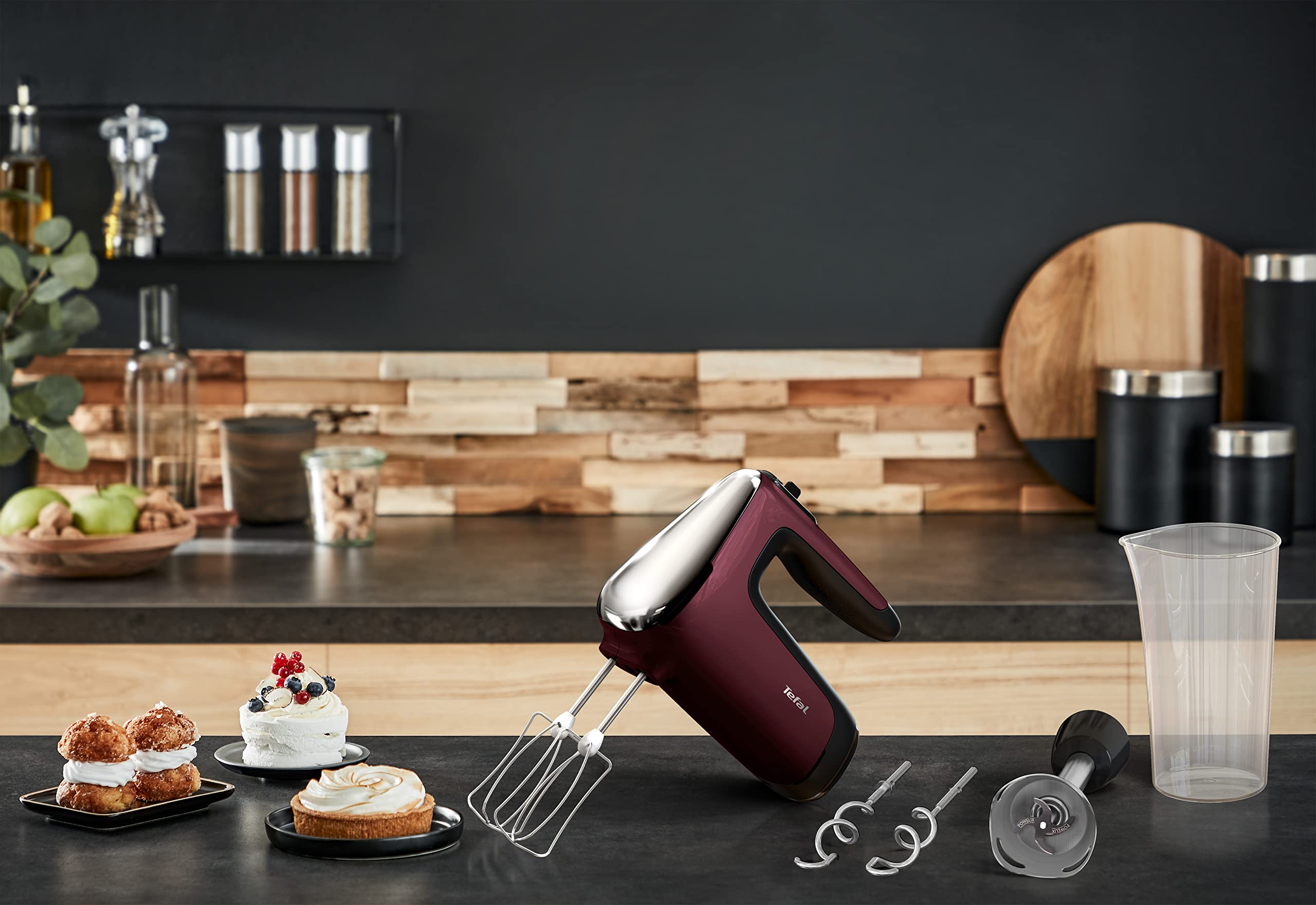 Tefal HT6525 Powermix Silence Handmixer | 600 W Leistung | offener Griff | Geschwindigkeitsstufen + Turbo-Funktion | 2 Schneebesen + 2 Knethaken aus Edelstahl | Stabmixer-Aufsatz aus Edelstahl | Rot