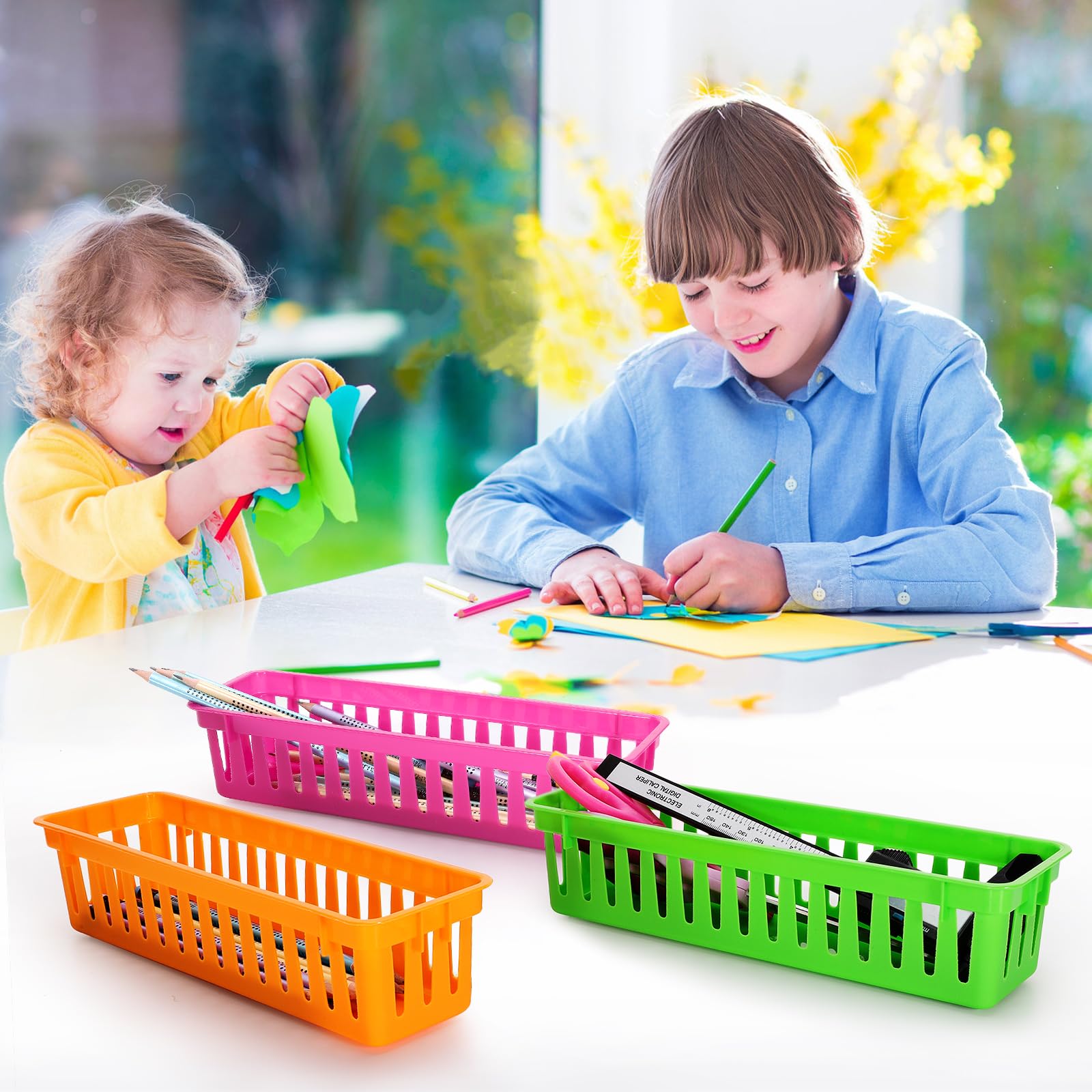 Lot de 24 paniers à crayons en plastique pour salle de classe, petits pots à crayons colorés pour salle de classe, maison, bureau, organisation, 23,6 x 5,6 x 6,1 cm (L x l x H)