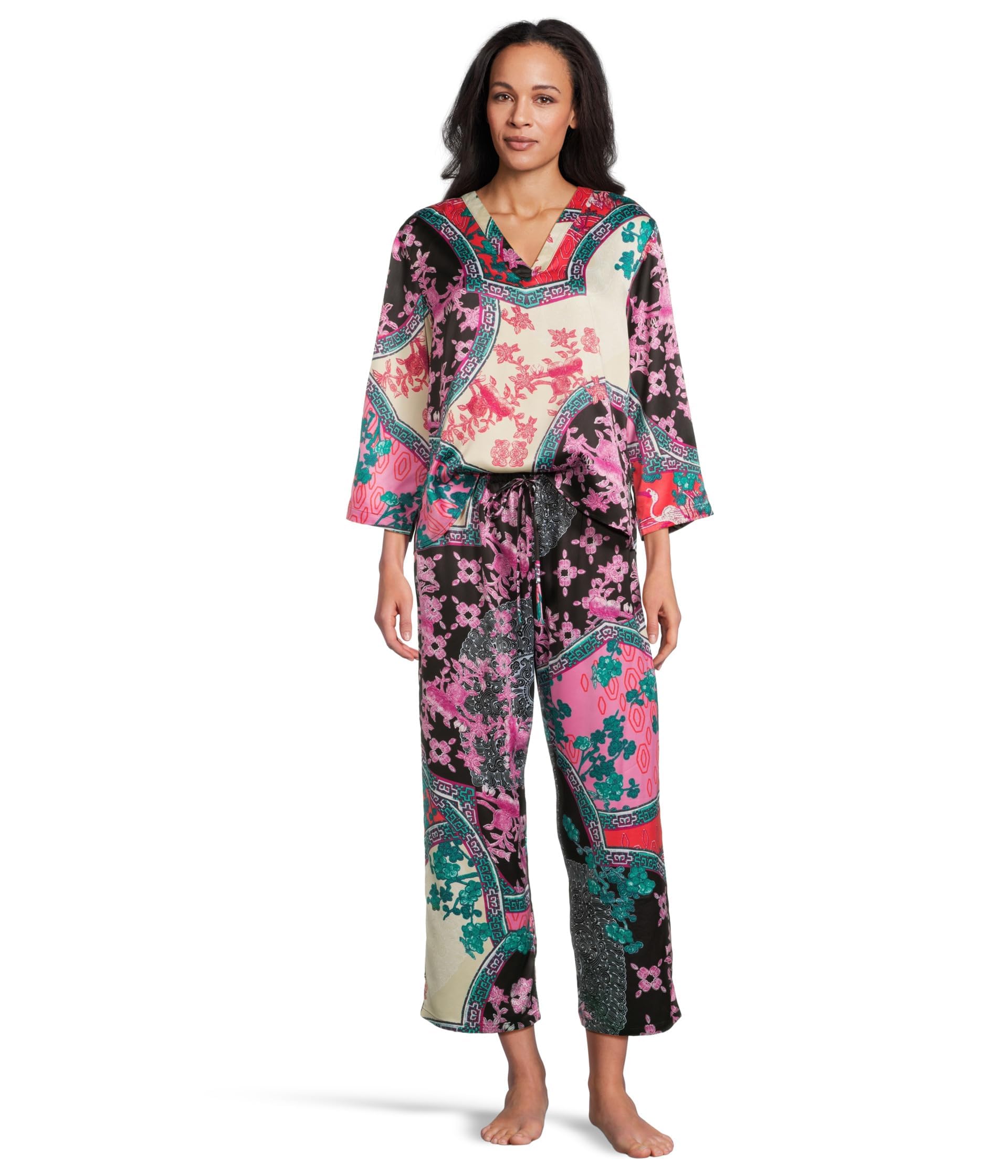 N Natori Women's Brocade VNCK Pj Set Length 24" Inseam 26"