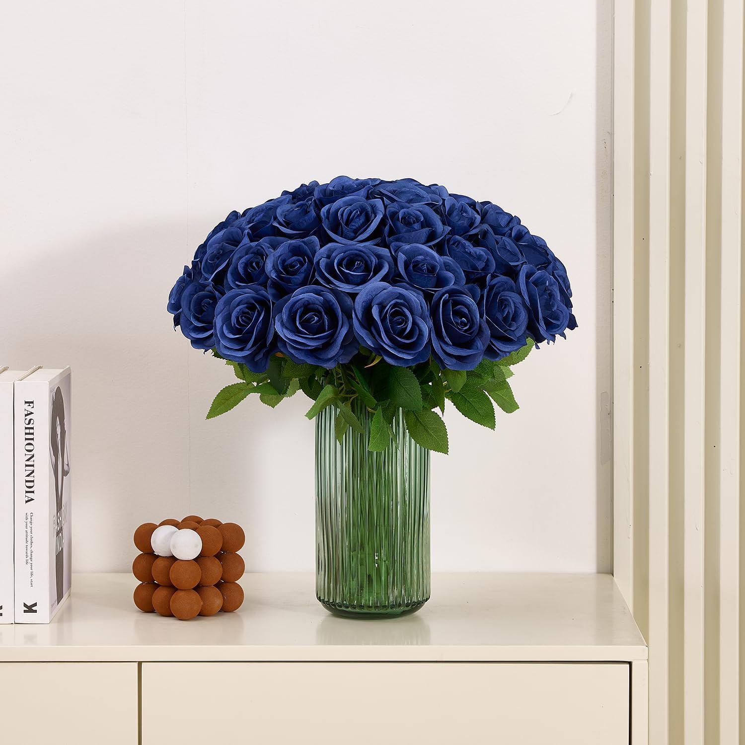 60 PCS Fake Navy Blue Roses Artificial Flowers Bulk Realistic Silk Faux Rose with Stems for Wedding Decoration Anniversary Bridal Bouquet DIY Floral Arrangement Romantic Home Decor Gifts