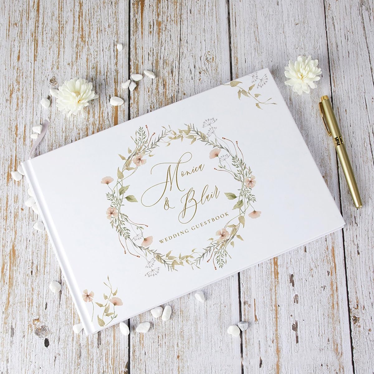 Grand livre d'or de mariage personnalisé A4 avec couronne florale, couverture rigide, scrapbooking de mariage personnalisé – Livre d'or personnalisé for couple – Cadeau de fiançailles, motif cœur d'am