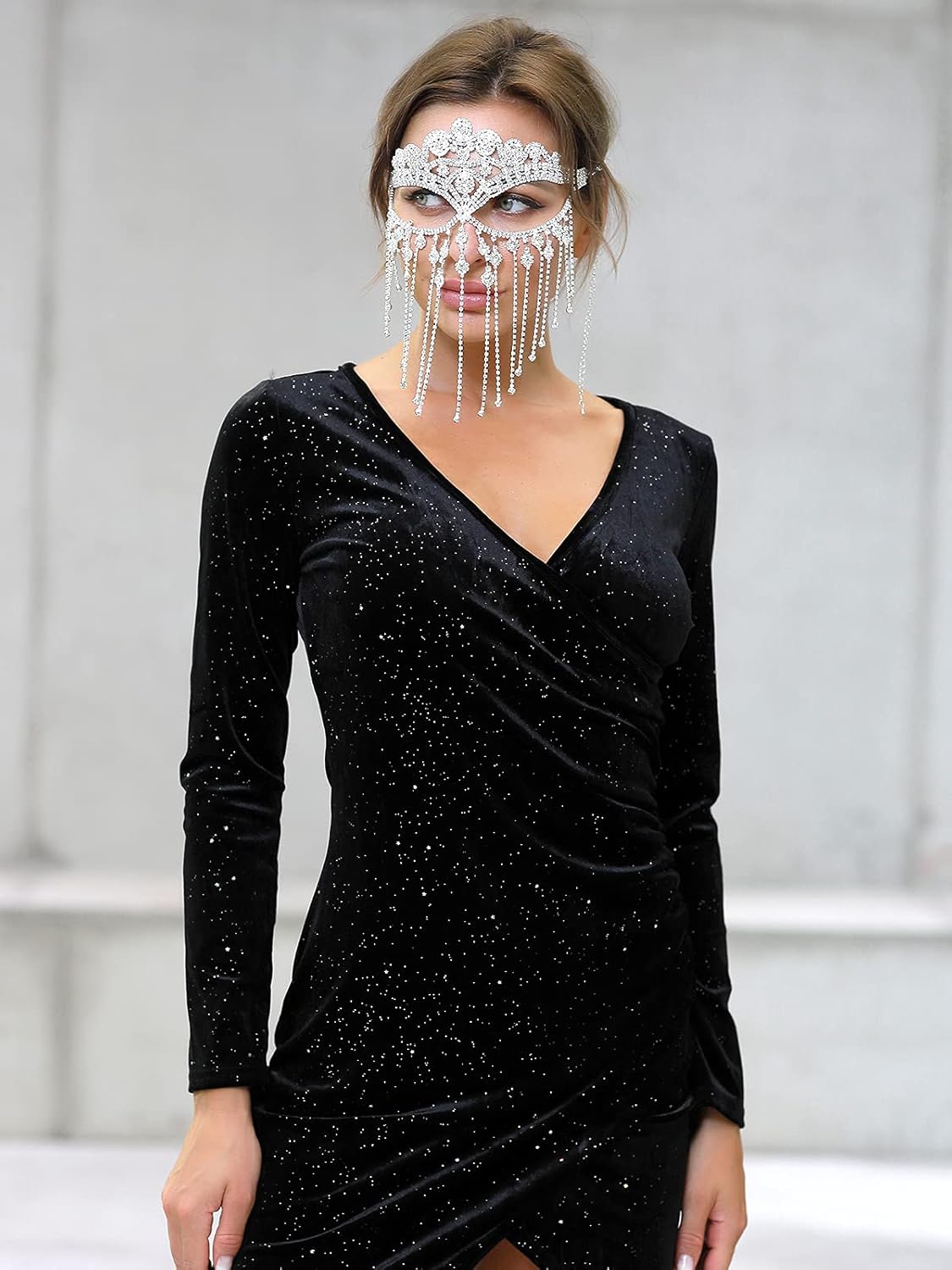 MineSign Tassel Mask chain for Women Fringe Masquerade Head Chain Rhinestone Face Jewelry for Halloween PartyCosplay