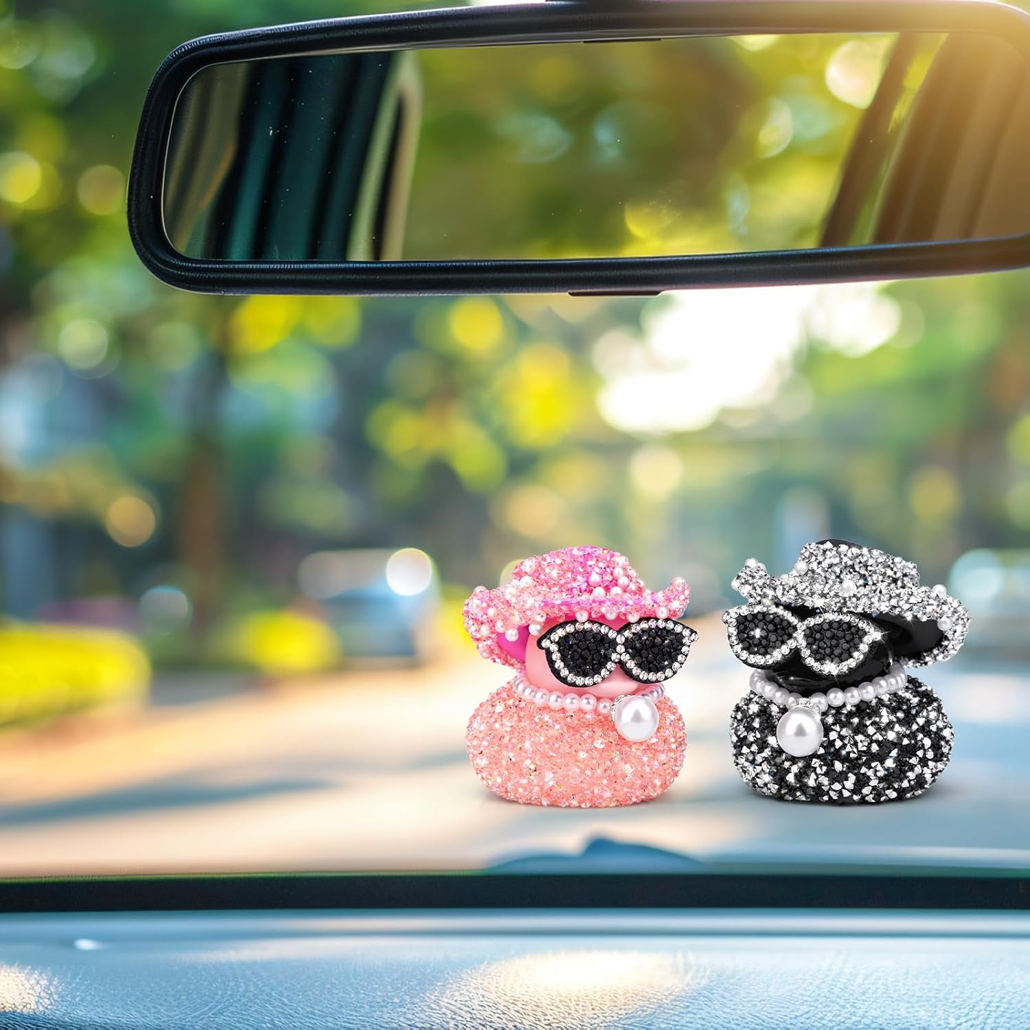 2pcs Pink Diamond Rubber Duck Car Ornaments, Rhinestone Black Duck Dashboard Decorations Cool Car Accessories with Hats Sunglasses Necklaces for Vehicle Interior Decor