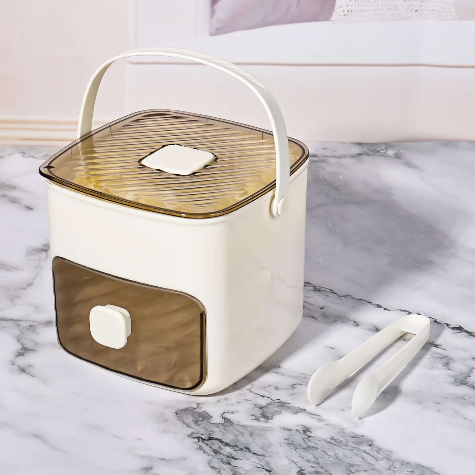 Macchina per il ghiaccio da banco, rilascia tutti i cubetti di ghiaccio in un secondo, vassoi per 48 cubetti di ghiaccio con manico, pinze e cestino, portatile. per casa/ufficio/bar