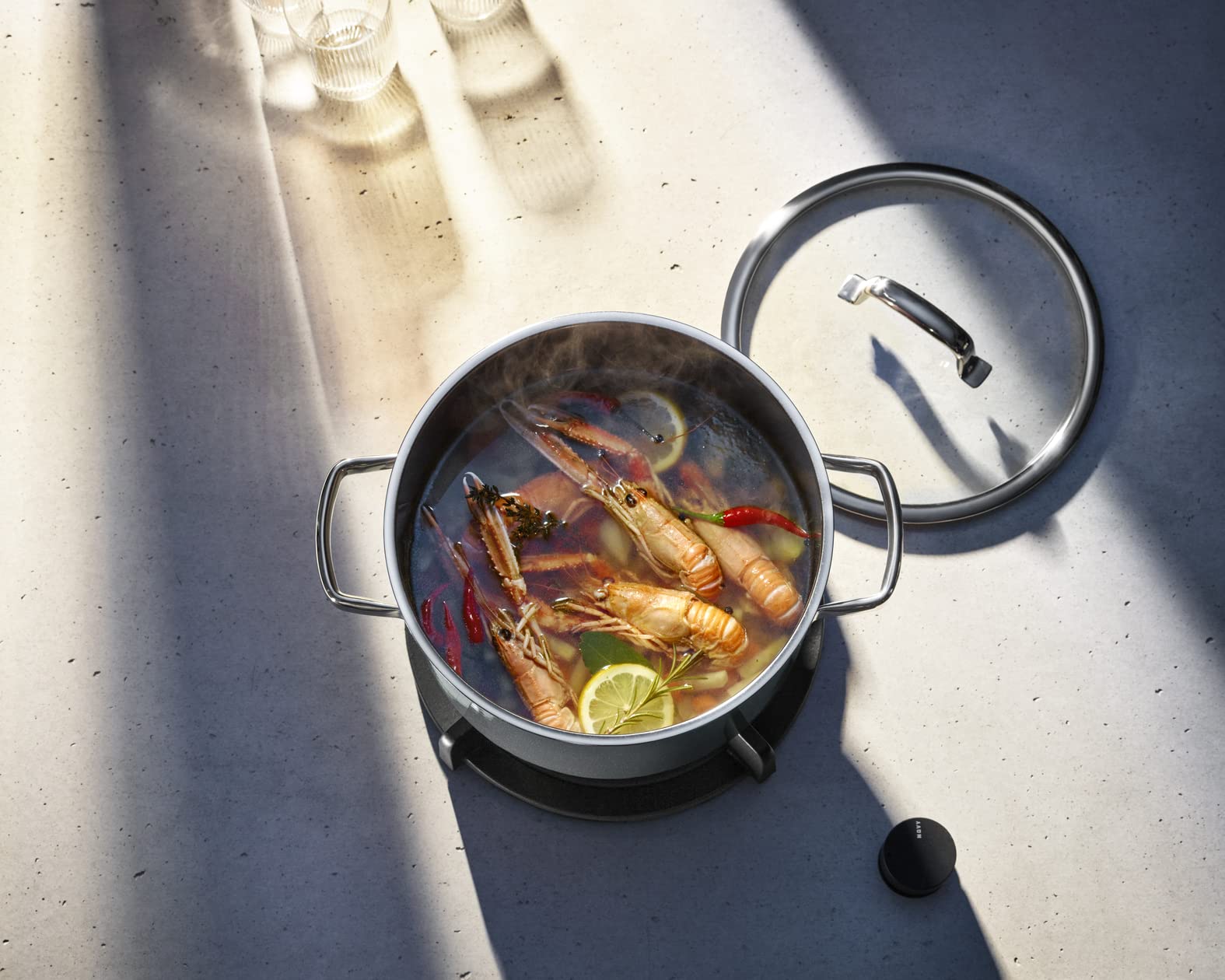WMF Fusiontec Mineral Kochtopf groß 24cm, Glasdeckel, Bratentopf Induktion 4,4l, High-Tech Keramik, kratzfest, grau