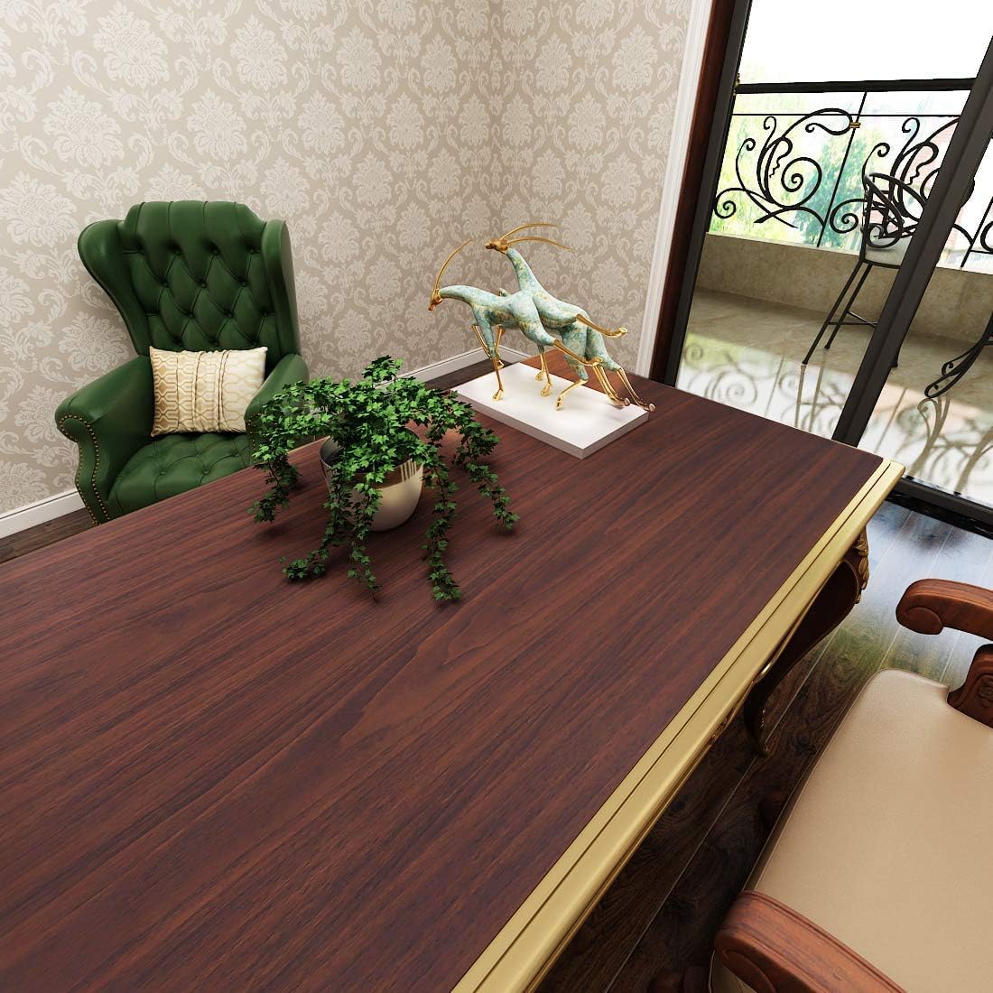 Papier peint adhésif bois marron pour relooker un bureau ou des meubles de cuisine