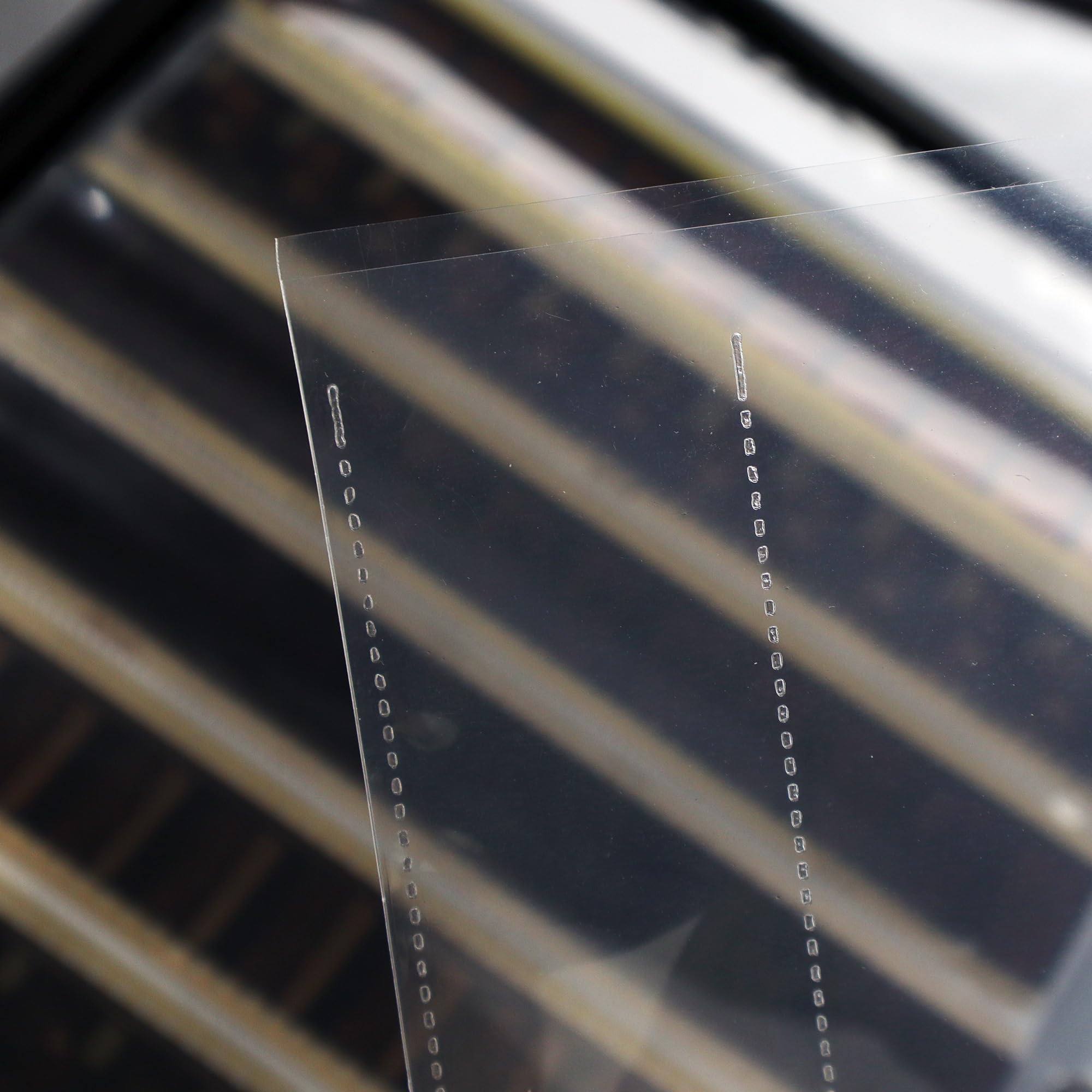 Paquete de 50 fundas de almacenamiento negativo de película de 35 mm con caja de carpeta, páginas protectoras sin ácidos para negativos de película de 135/35 mm, kit organizador de película