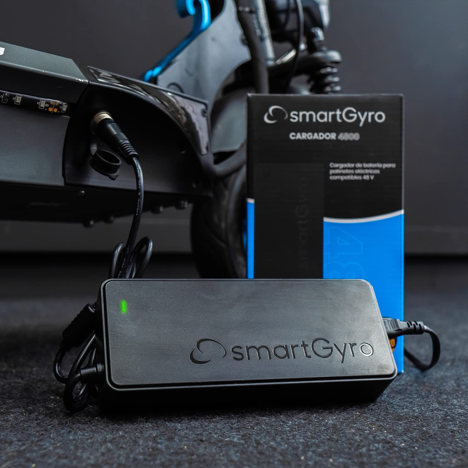 SmartGyro Cargador 48V 4800 para Patinetes Eléctricos Speedway, Rockway, Crossover, K2 y Ryder