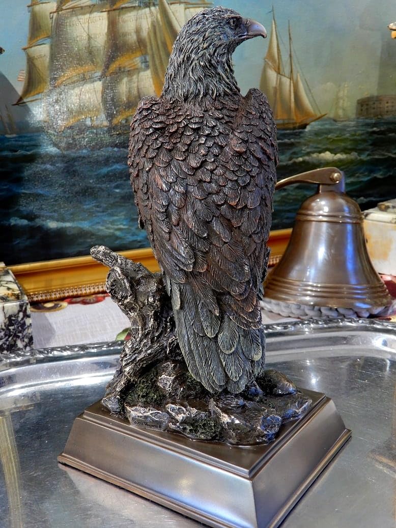 Veronese Orzeł na cokole za nagrodę rocznicową lub trofeum 25 cm