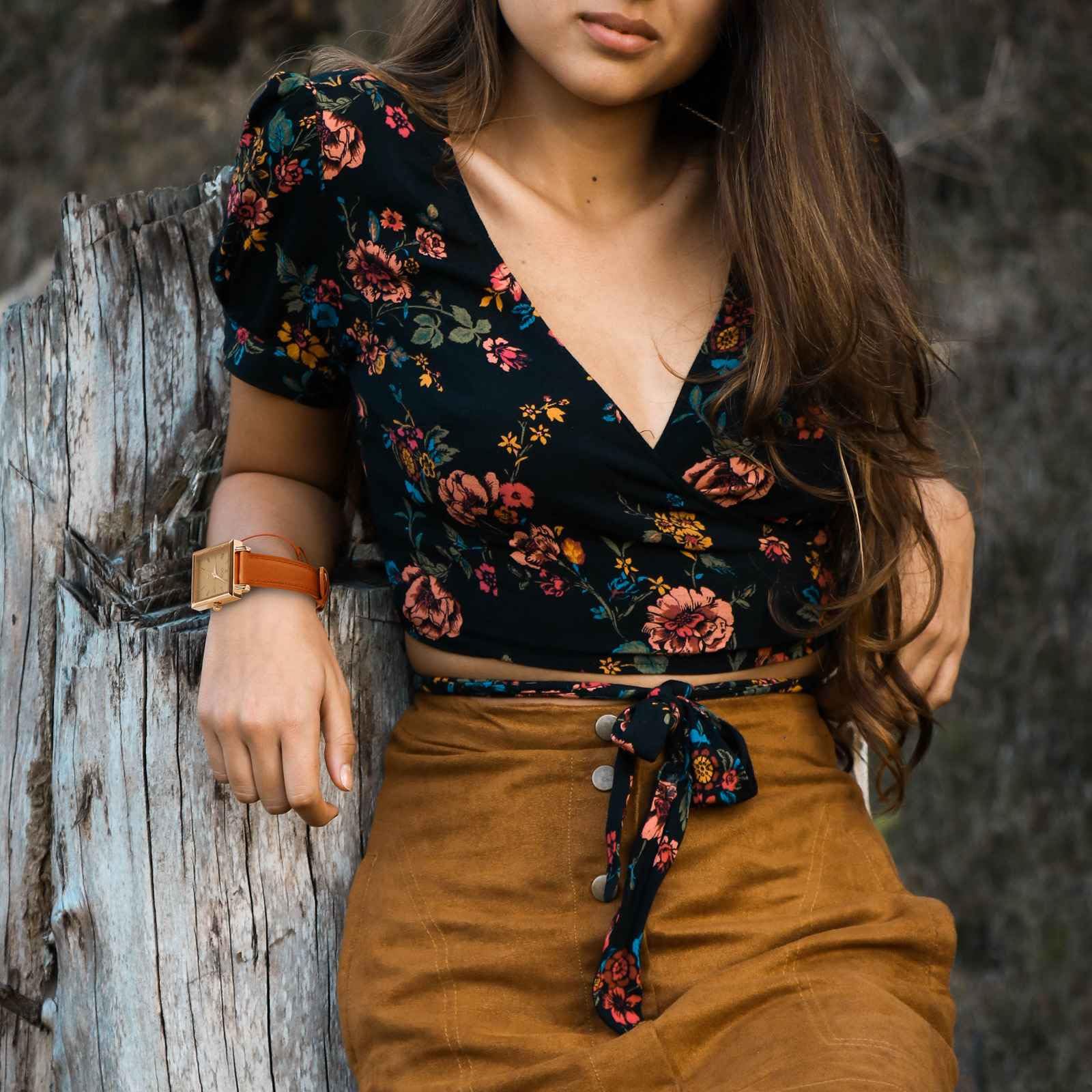 BISONSTRAP Elegant Leather Watch Straps, Quick Release, Watch Bands for Women and Men, 18mm, Orange (Gold Buckle)