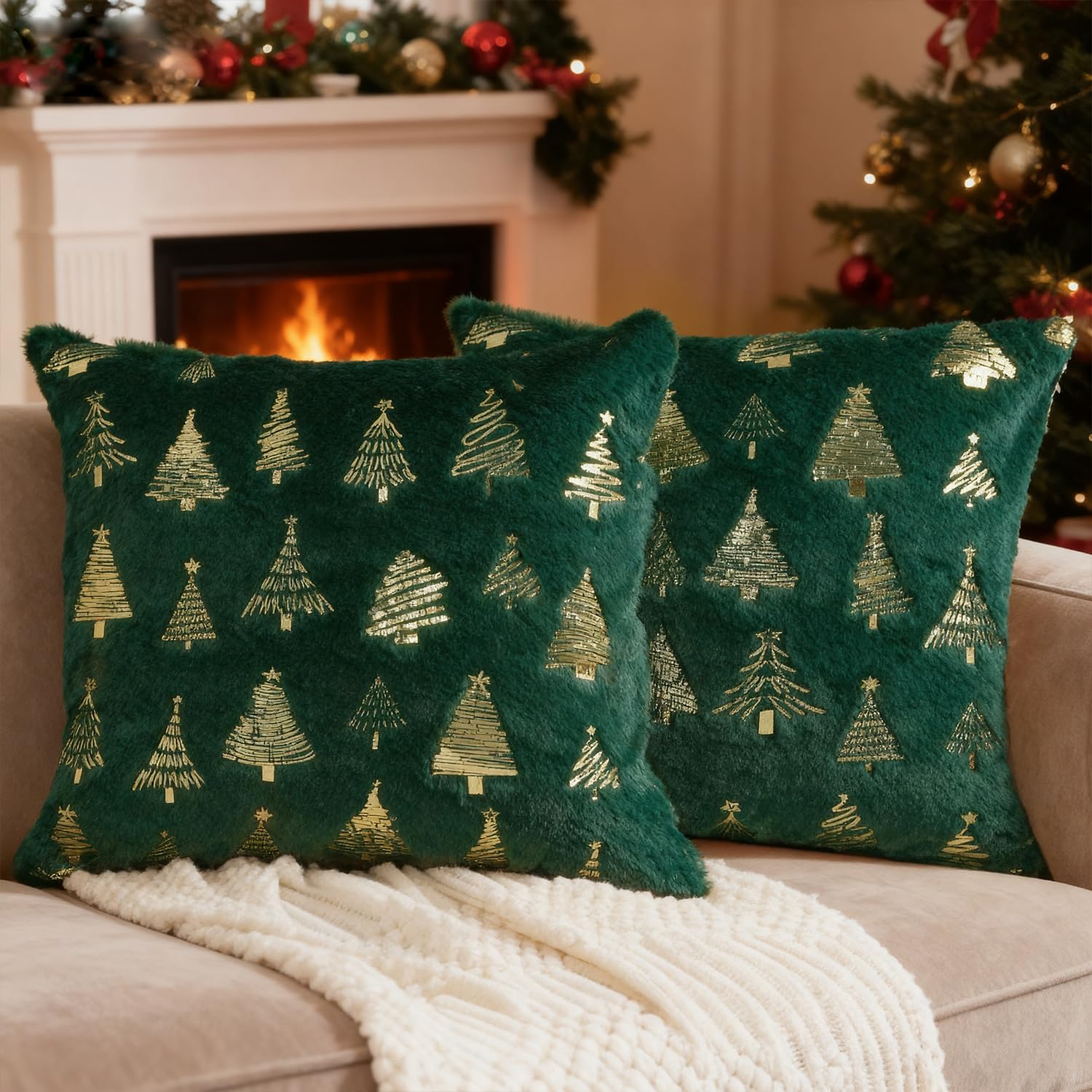 Miaikoe Weihnachtskissen Abdeckungen 50x50 cm, Glitter gedruckt Dekorative Kissen Abdeckungen Kissenhülle Set von 2 Winterurlaub Weihnachtsdekor Sofa Couch Grün Küche, Haushalt & Wohnen
