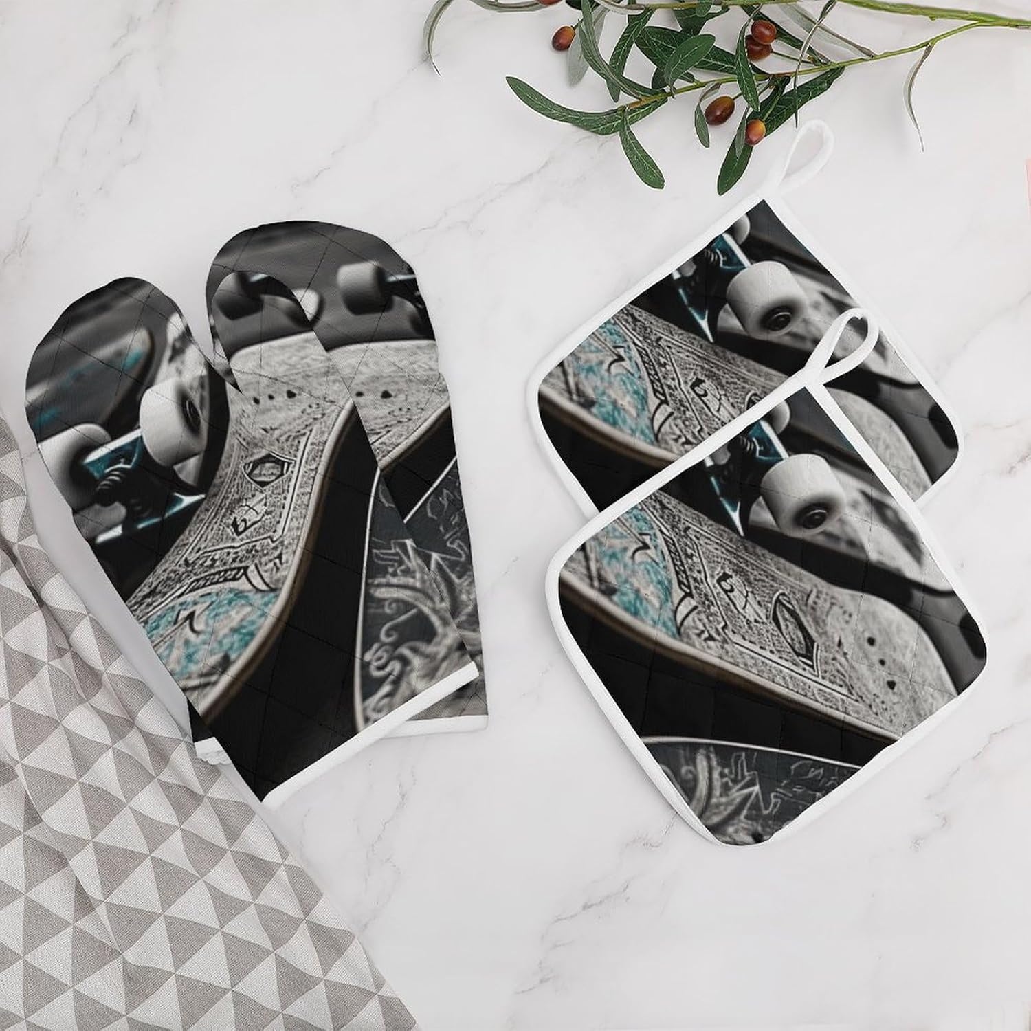 4-Piece Oven Mitts and Pot Holders Set Skate Boards Printed Heat-Resistant Polyester Kitchen Gloves and Potholders Comfortable & Durable for Cooking Baking and Grilling