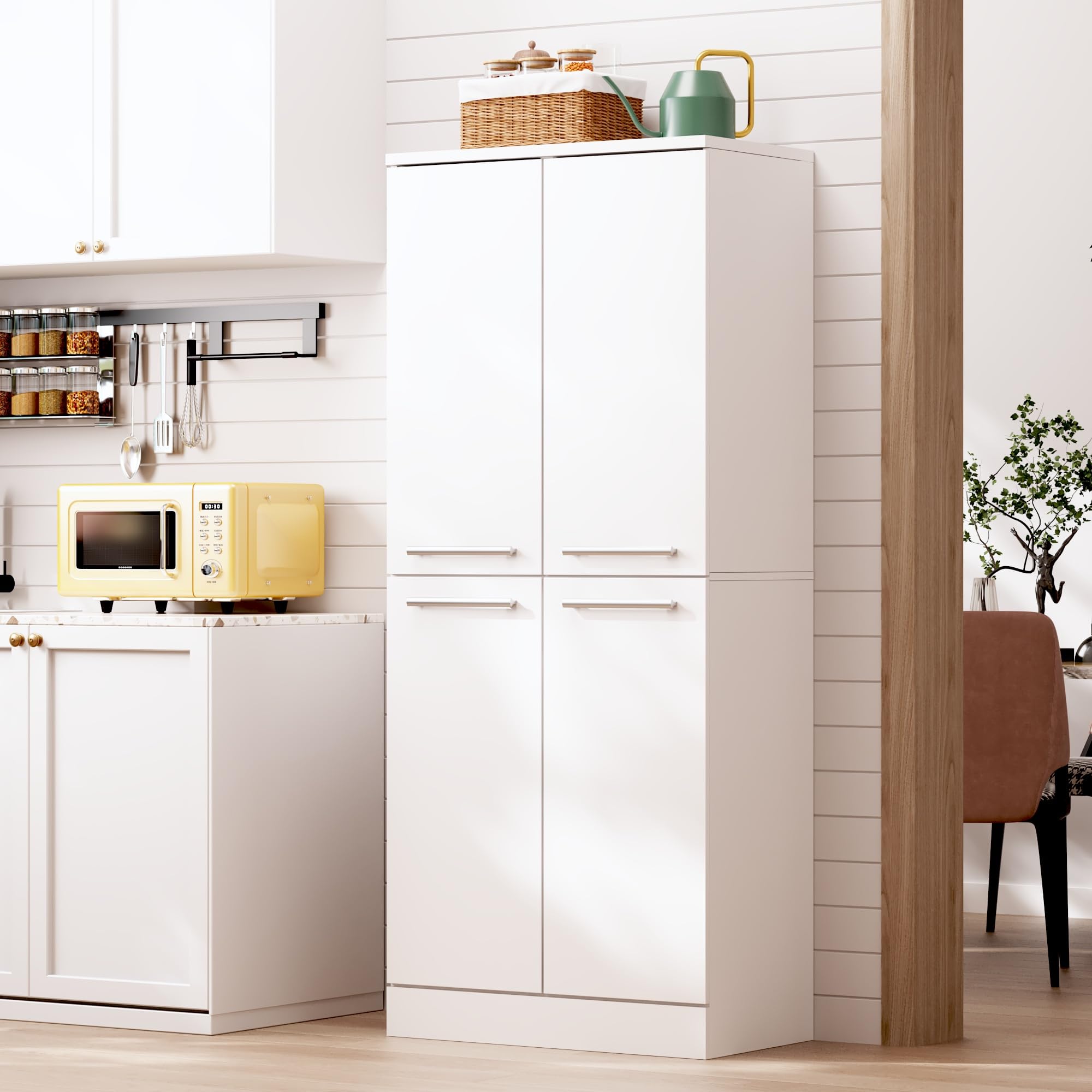 Muskel Kitchen Pantry Gabinete alto blanco brillante, armario de 4 puertas en diseño de frigorífico, estantes ajustables en altura, armario de cocina grande con asas de metal, 76 x 42 x 180 cm