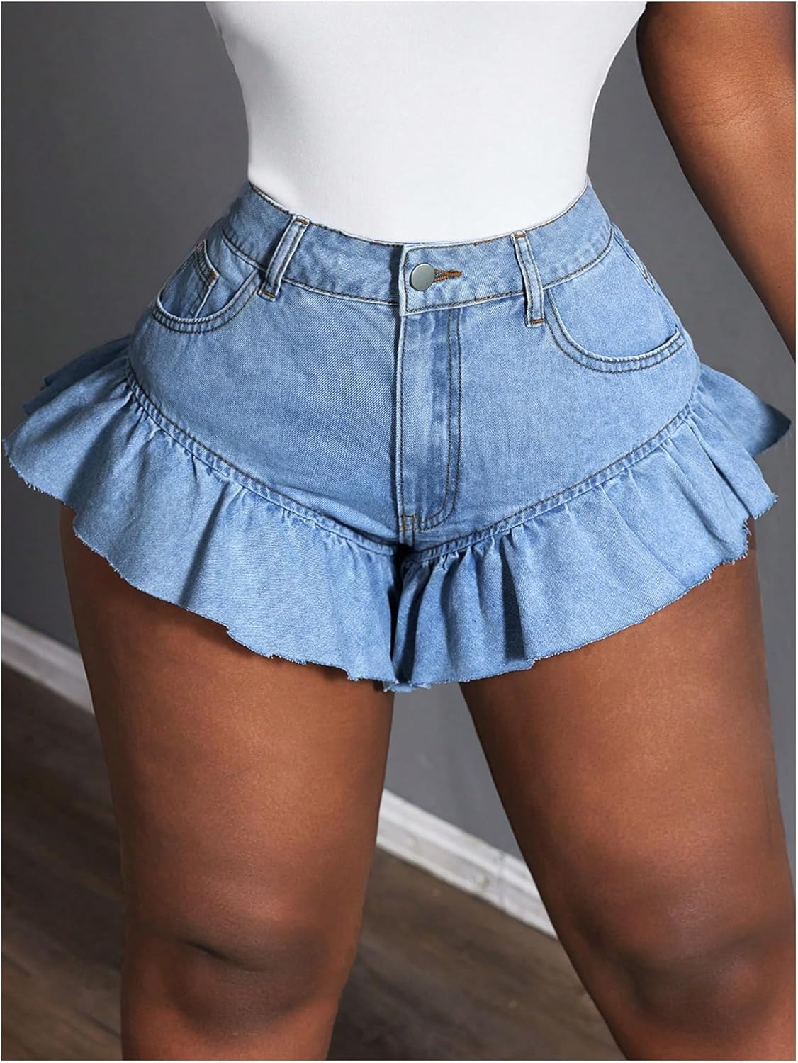 Verdusa Women's Plus Size Ruffle Jean Shorts Summer Mini Denim Jorts with Pockets - Image 2