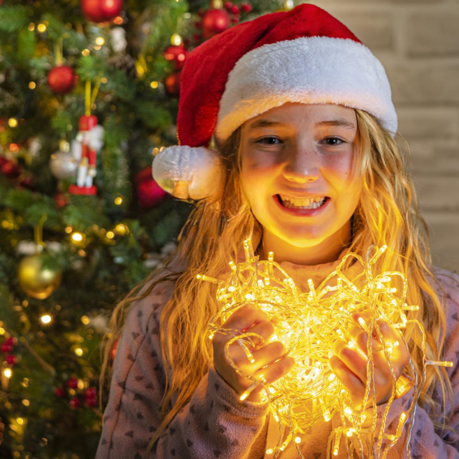 GlobaLink 25M Guirlande Lumineuse à Piles, 1000Leds 8 Modes Lumière Sapin de Noël Chronométré IP44 Guirlande Lumineuse Intérieur et Extérieur pour Jardin, Balcon,Terrasses et Arbre de Noël-blanc chaud