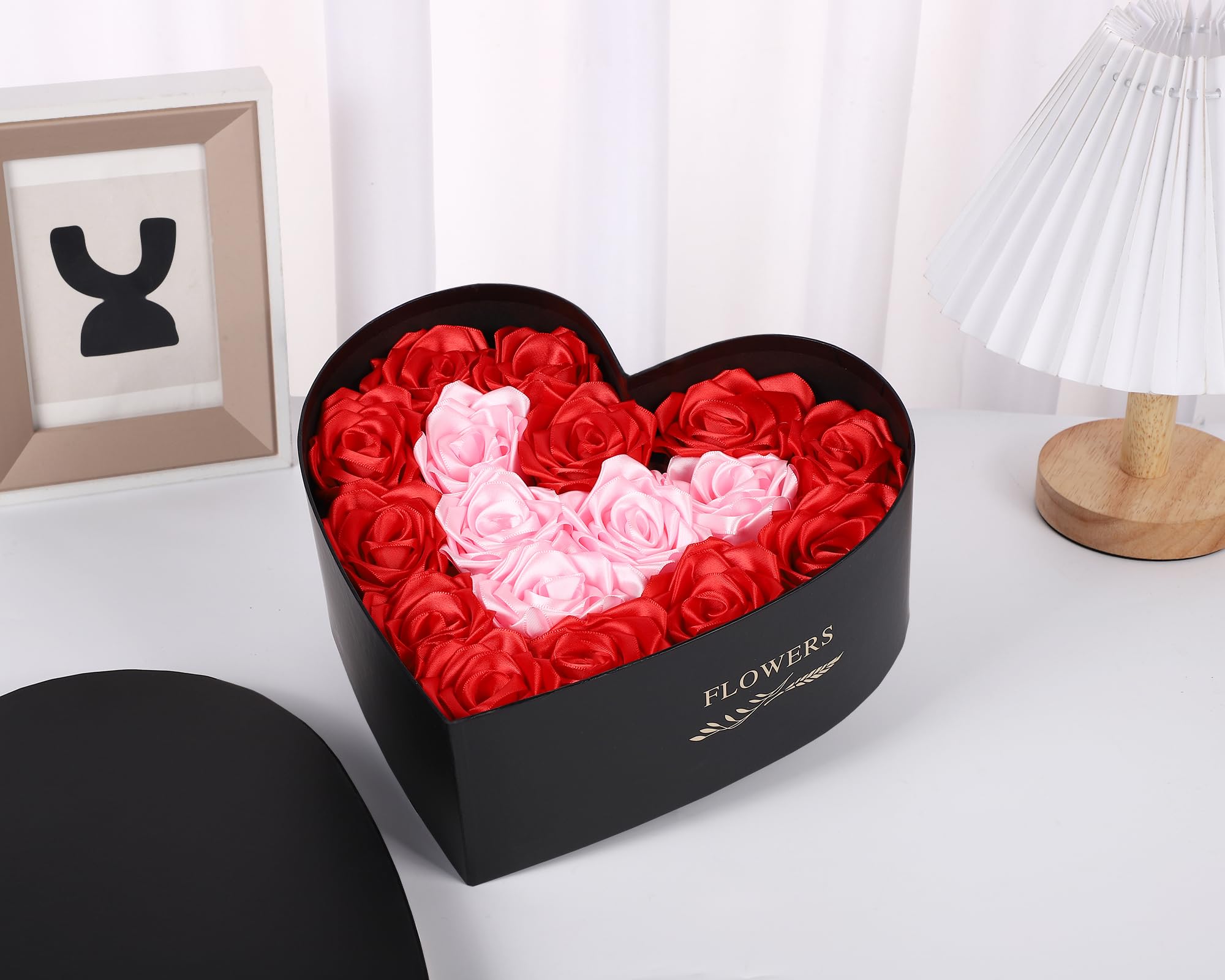 Set mit 3 herzförmigen Geschenkboxen mit Schleife und transparentem Fenster, dekorative Herz-Geschenk-Blumenverpackungsboxen für Hochzeit, Geburtstag, Jahrestag, Valentinstag, Muttertag, Babypartys